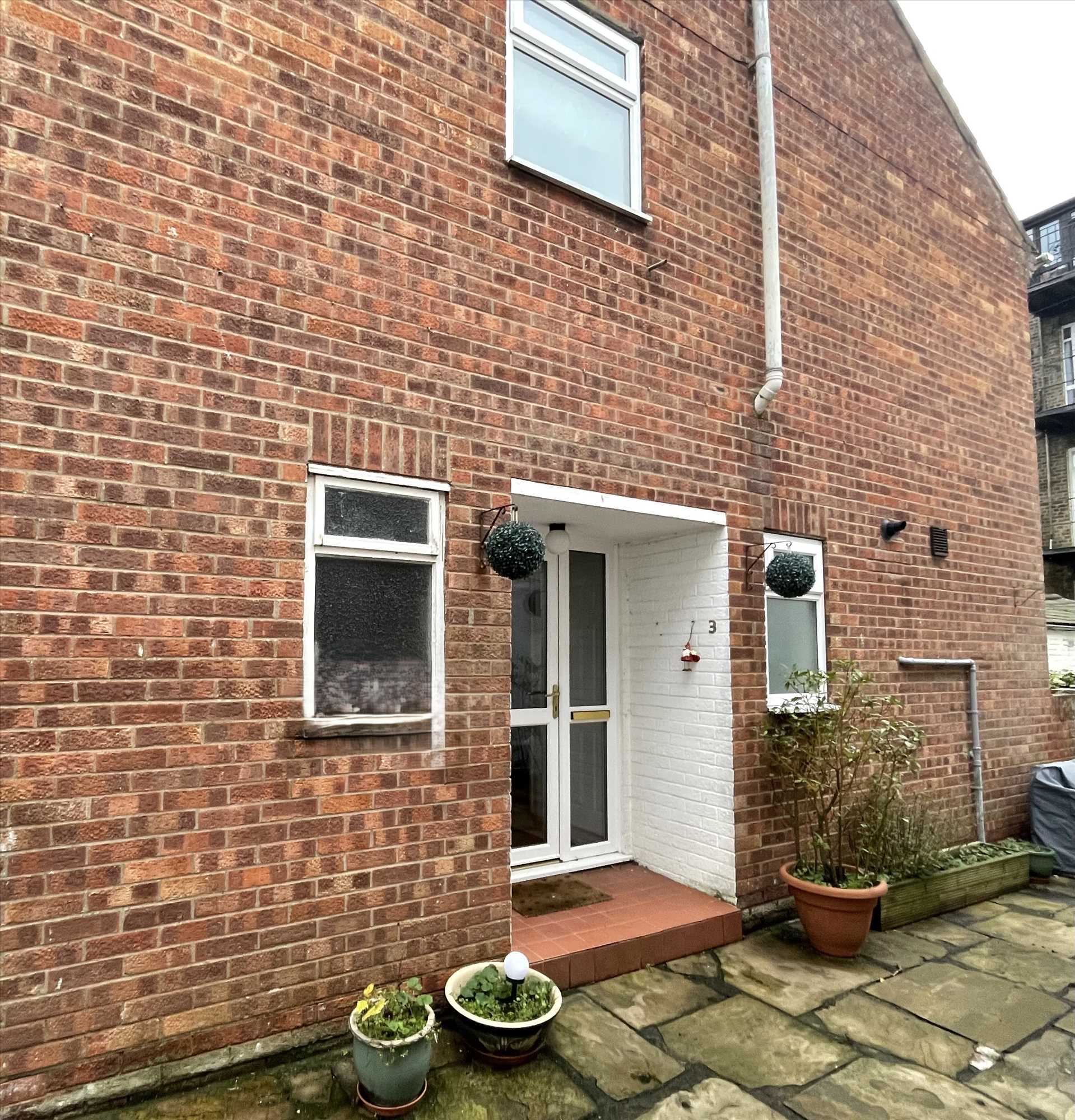 South Crescent Road - Picture 1