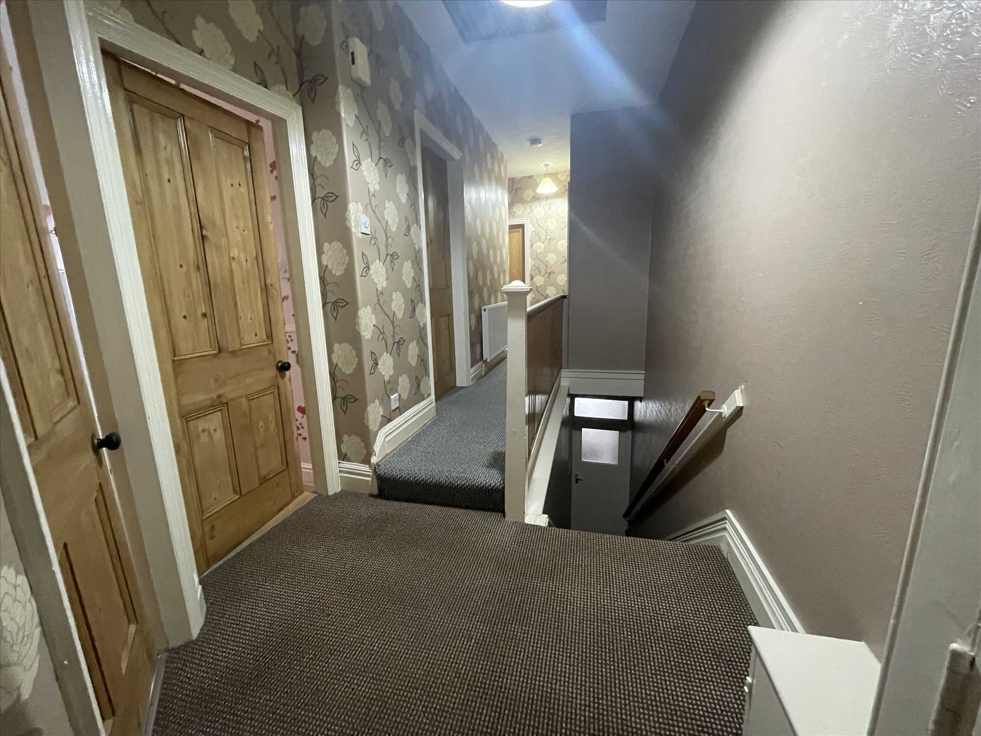 Station Road - Picture 6