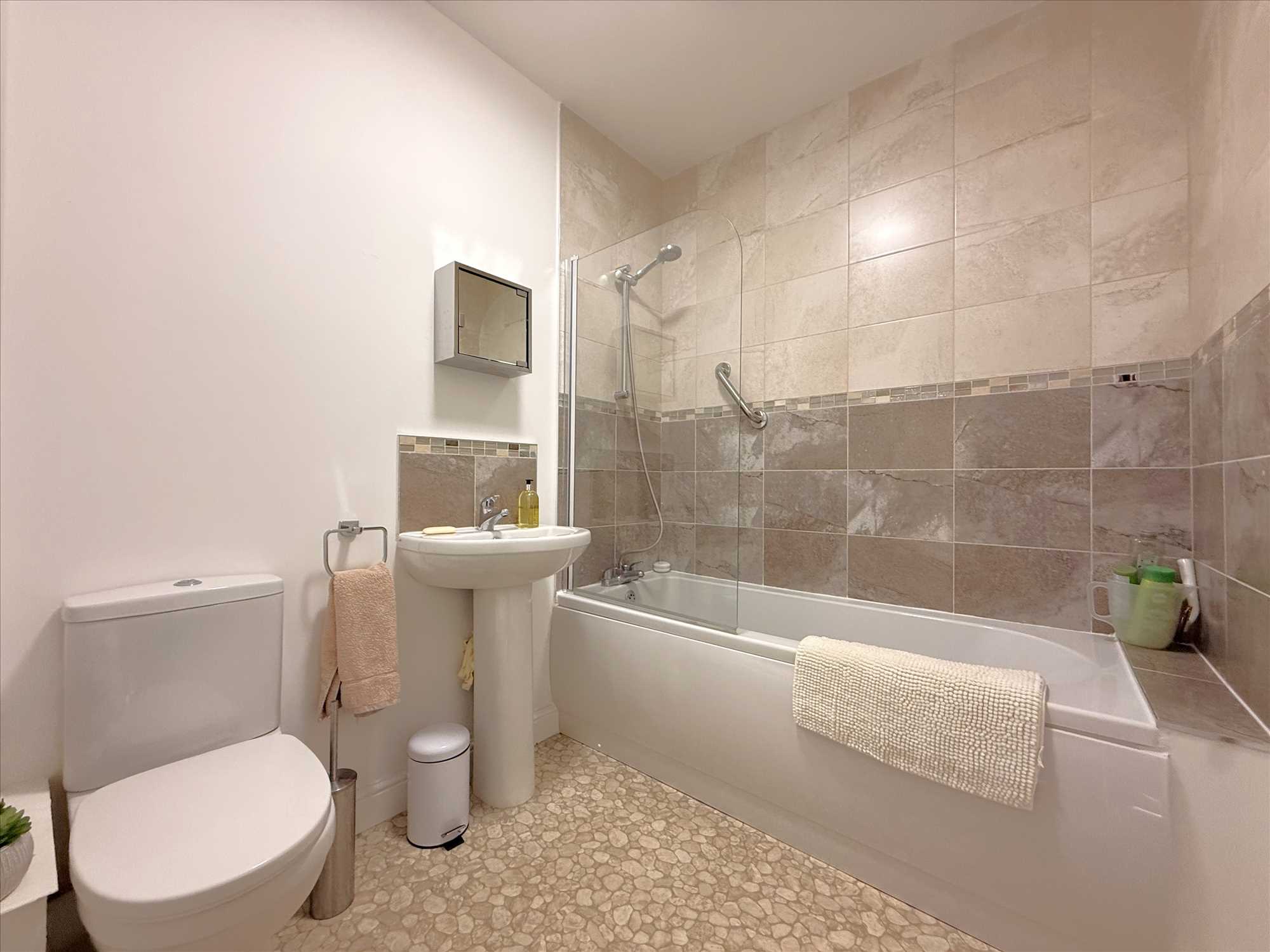 Southdene, Filey - Picture 17