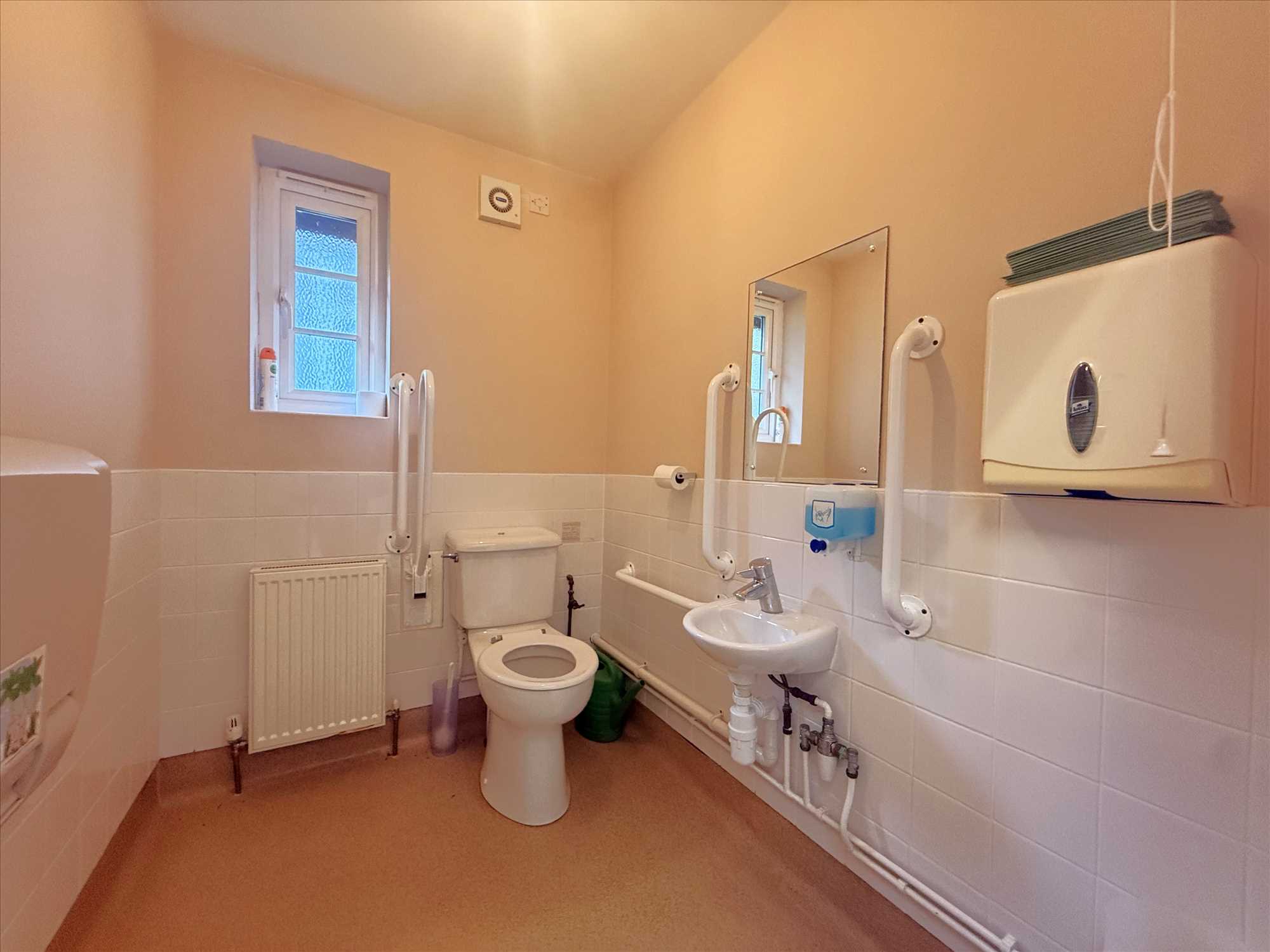 CROSS HILL METHODIST CHURCH, HUNMANBY - Picture 7