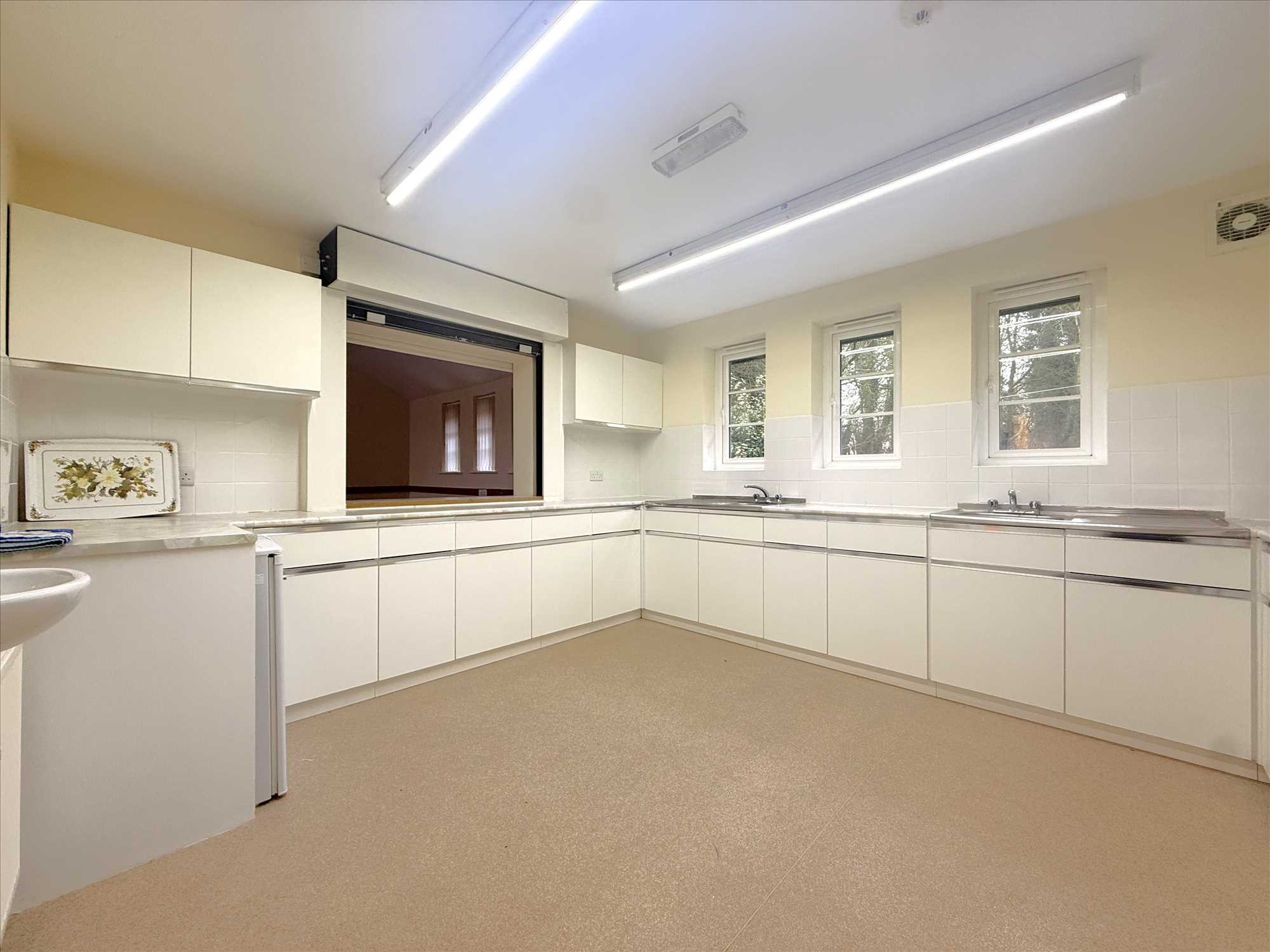 CROSS HILL METHODIST CHURCH, HUNMANBY - Picture 11