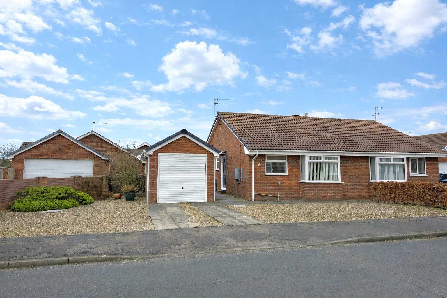 Cherry Tree Drive, Filey - Print - Picture 25