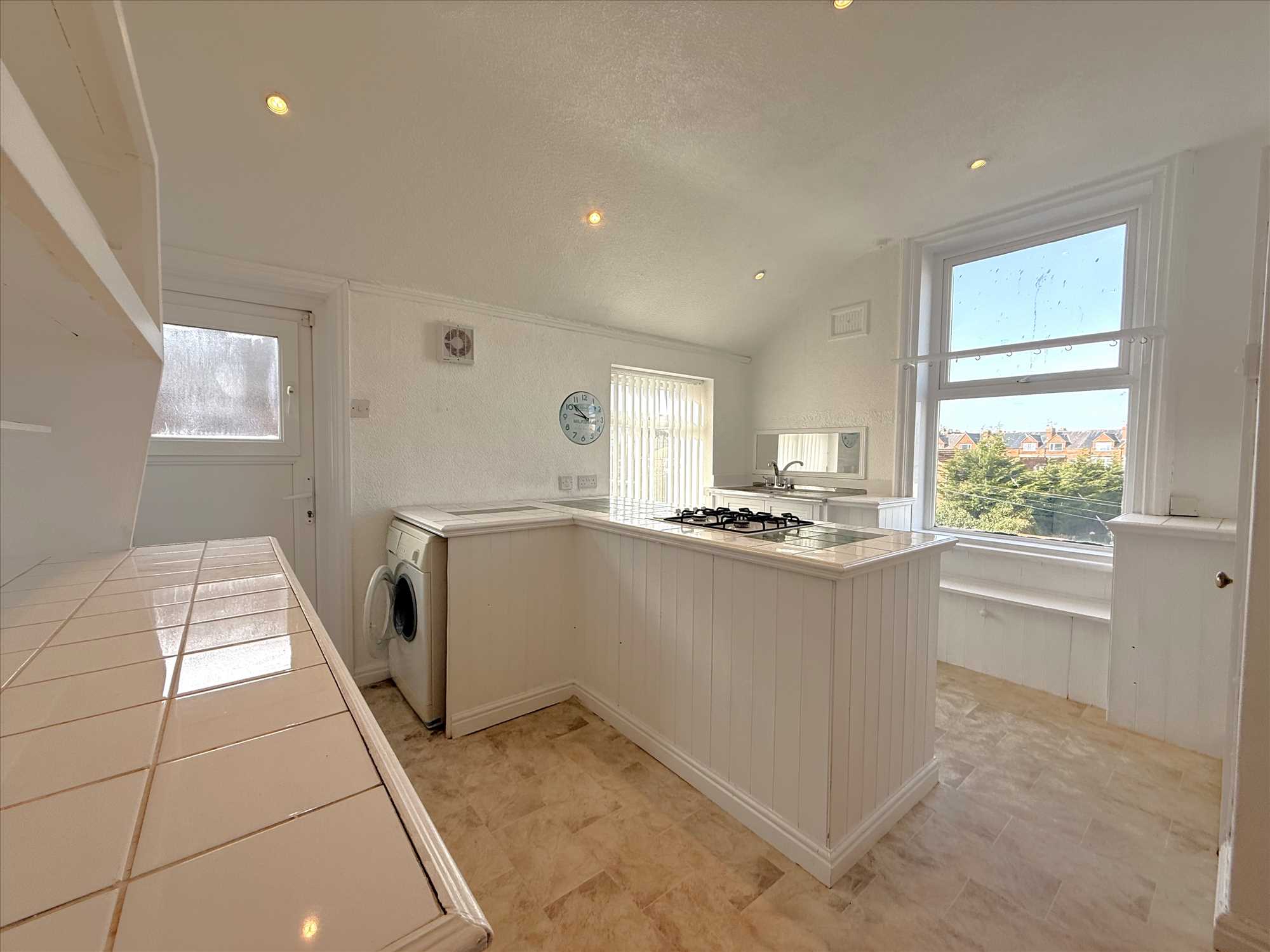 Southdene - Picture 6