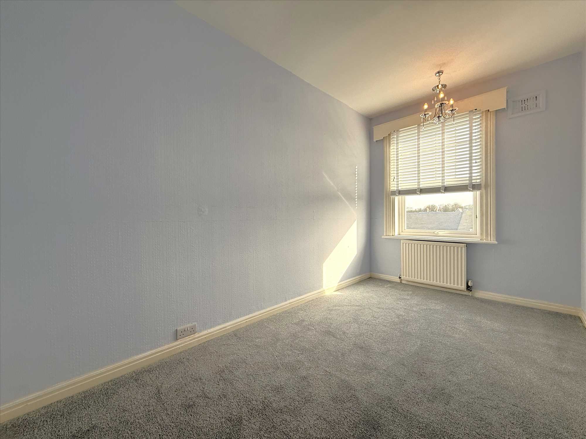 Southdene - Picture 8