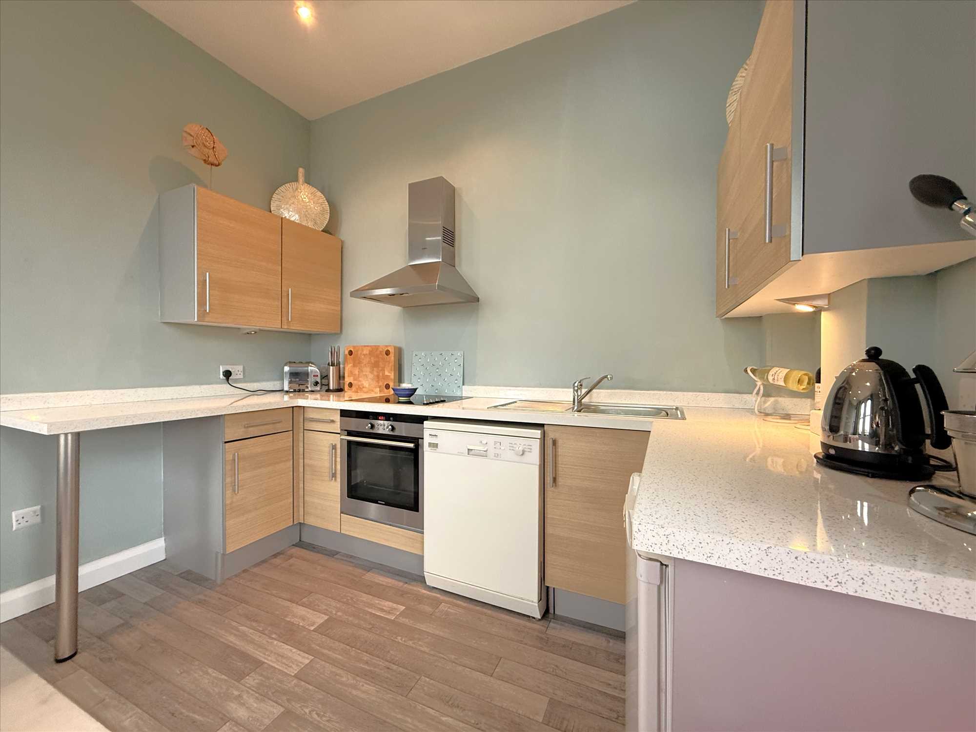 Fishermans Chapel, Filey - Picture 8