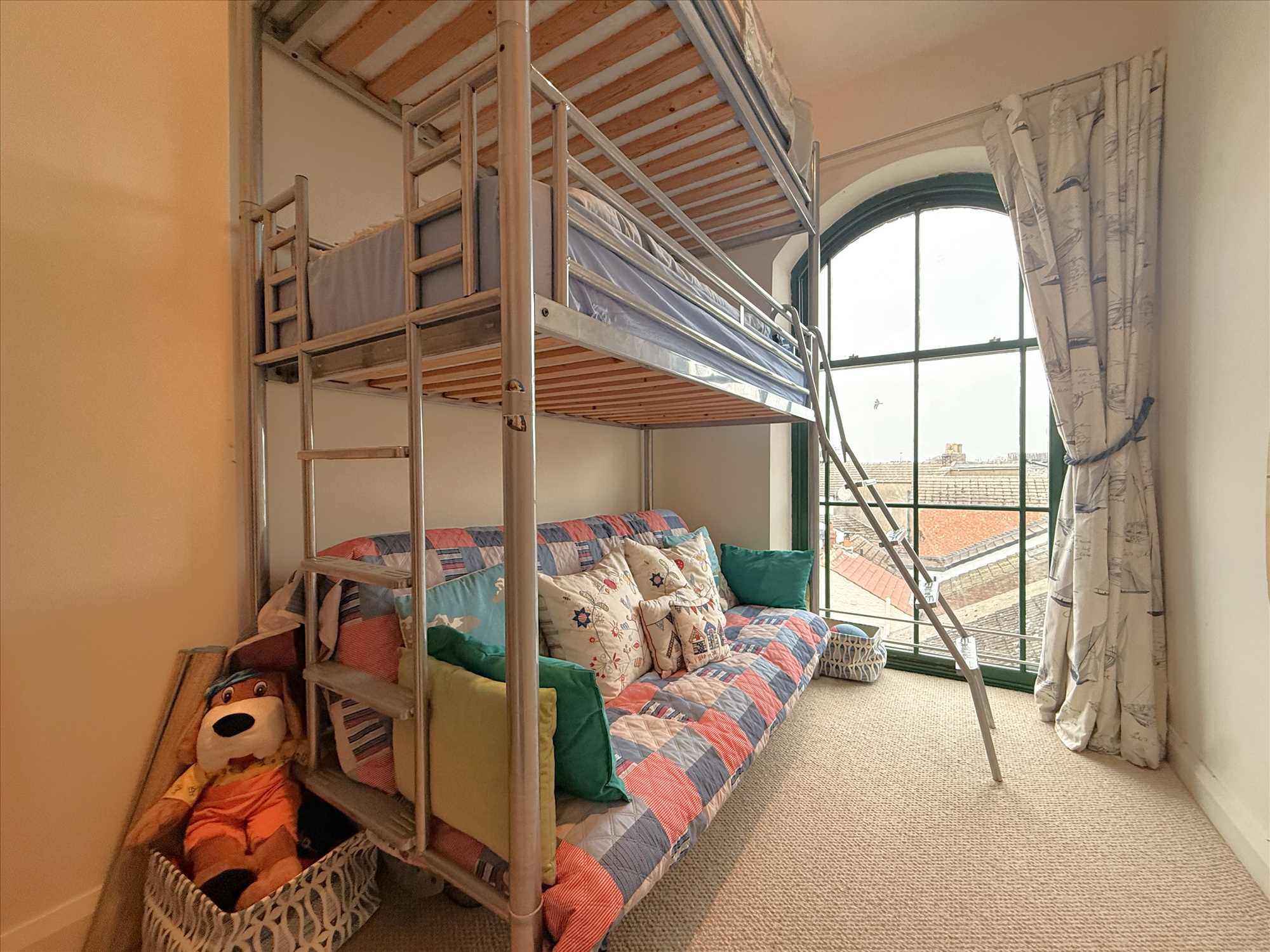 Fishermans Chapel, Filey - Picture 11