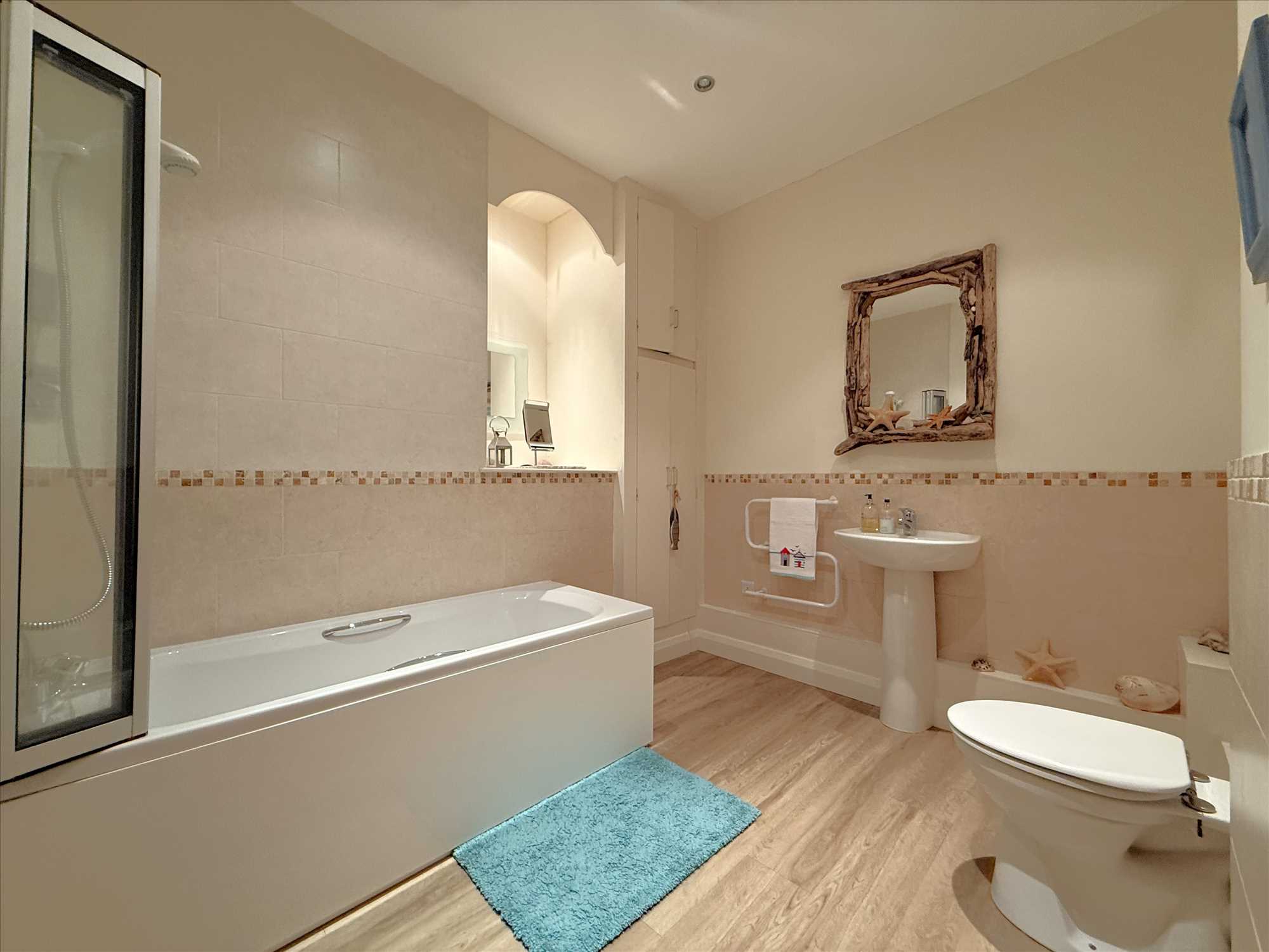 Fishermans Chapel, Filey - Picture 12