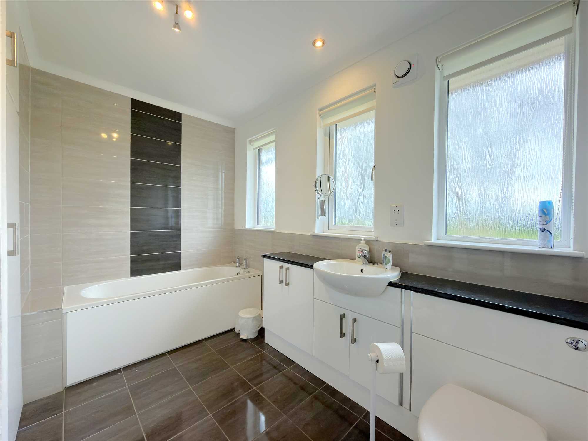 Brookside, Station Road, Sherburn - Picture 18