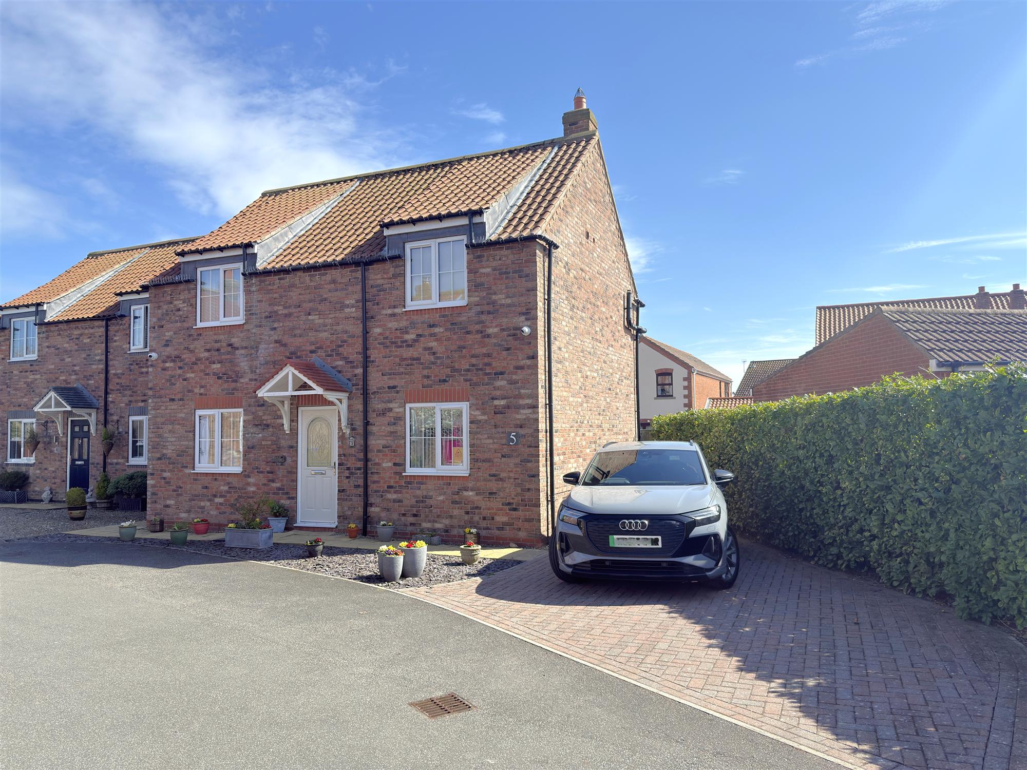 Violet Grove, Hunmanby - Picture 1