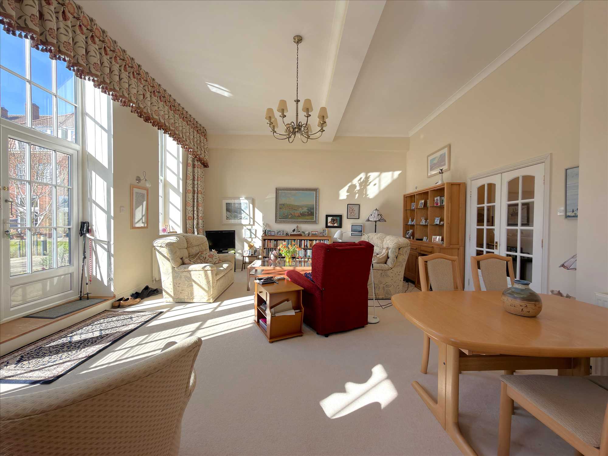 The Quadrangle, Hunmanby Hall, Hunmanby - Picture 2