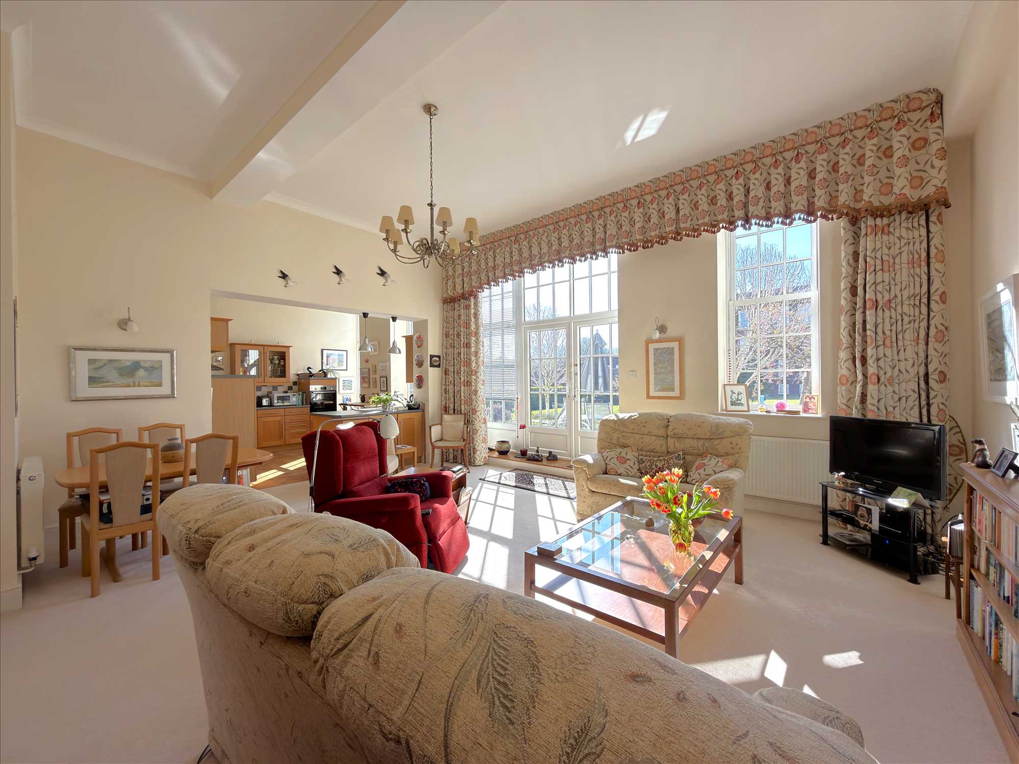 The Quadrangle, Hunmanby Hall, Hunmanby - Picture 3