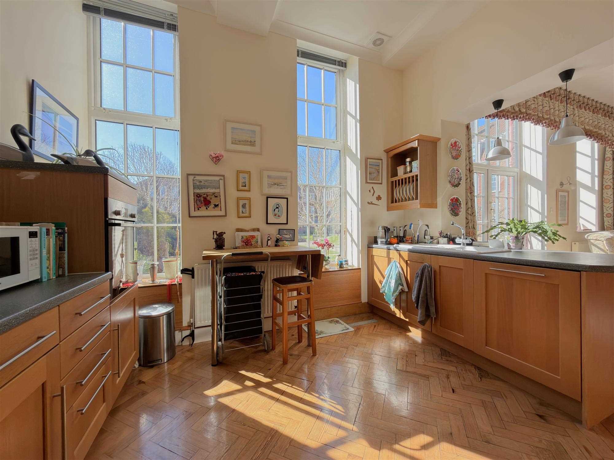 The Quadrangle, Hunmanby Hall, Hunmanby - Picture 10