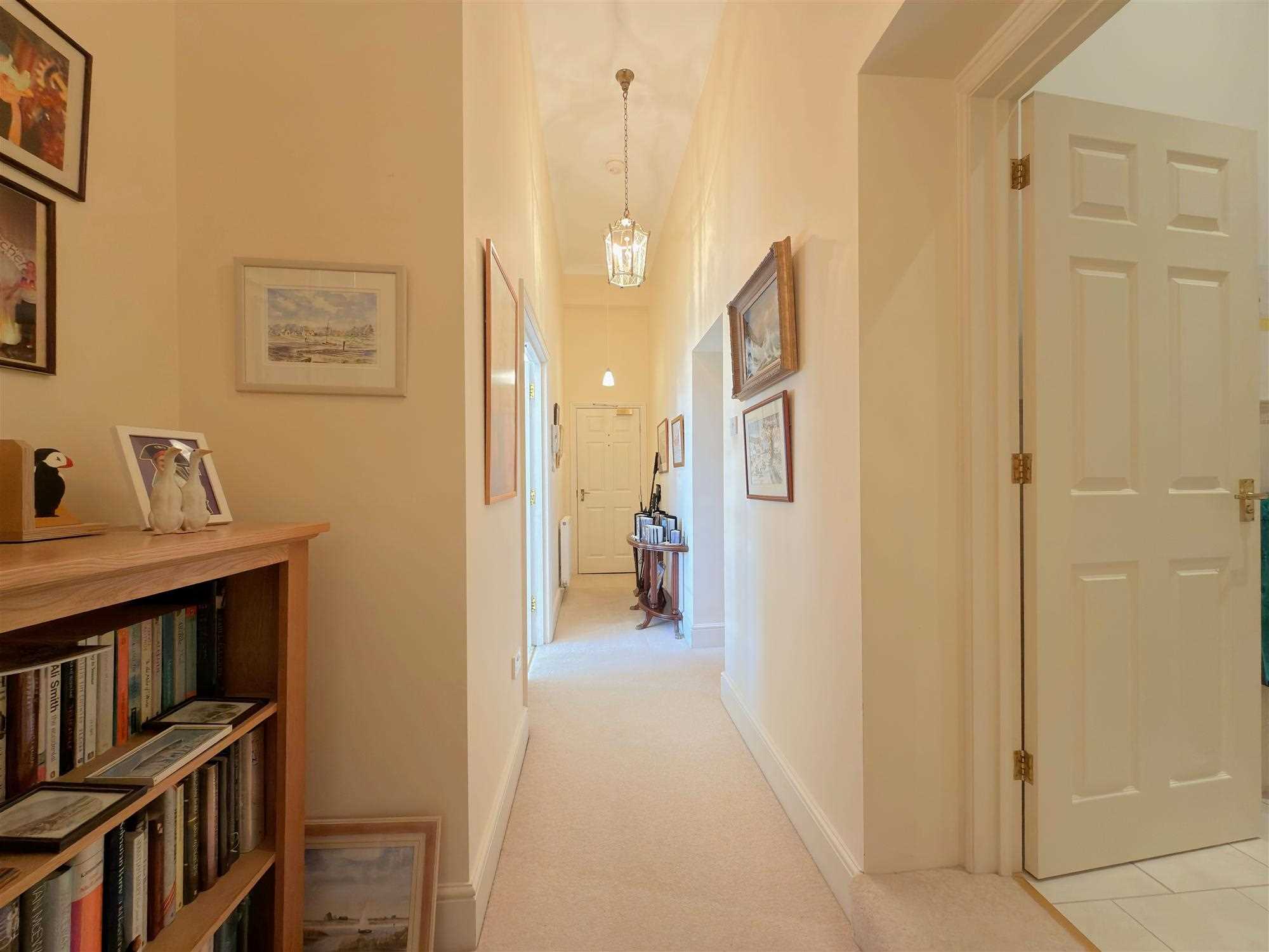 The Quadrangle, Hunmanby Hall, Hunmanby - Picture 11