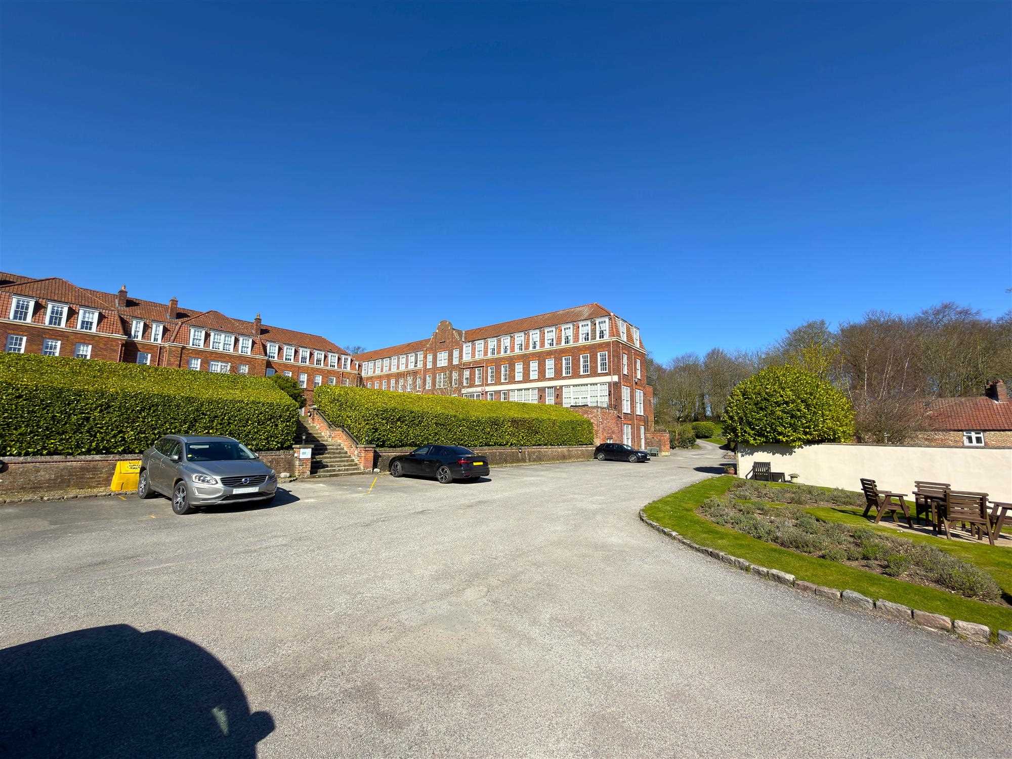 The Quadrangle, Hunmanby Hall, Hunmanby - Picture 26