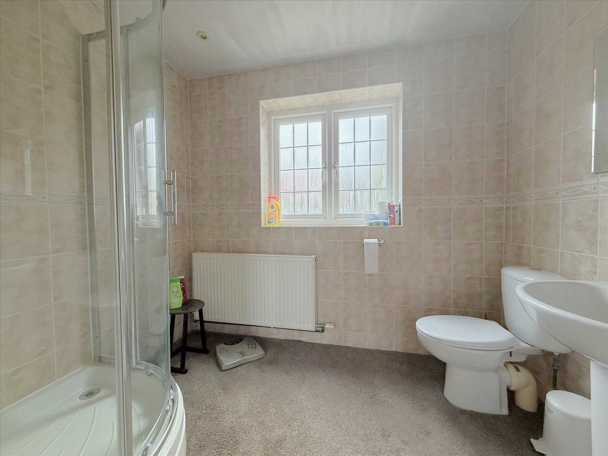 Belle Vue Crescent, Filey - Picture 9