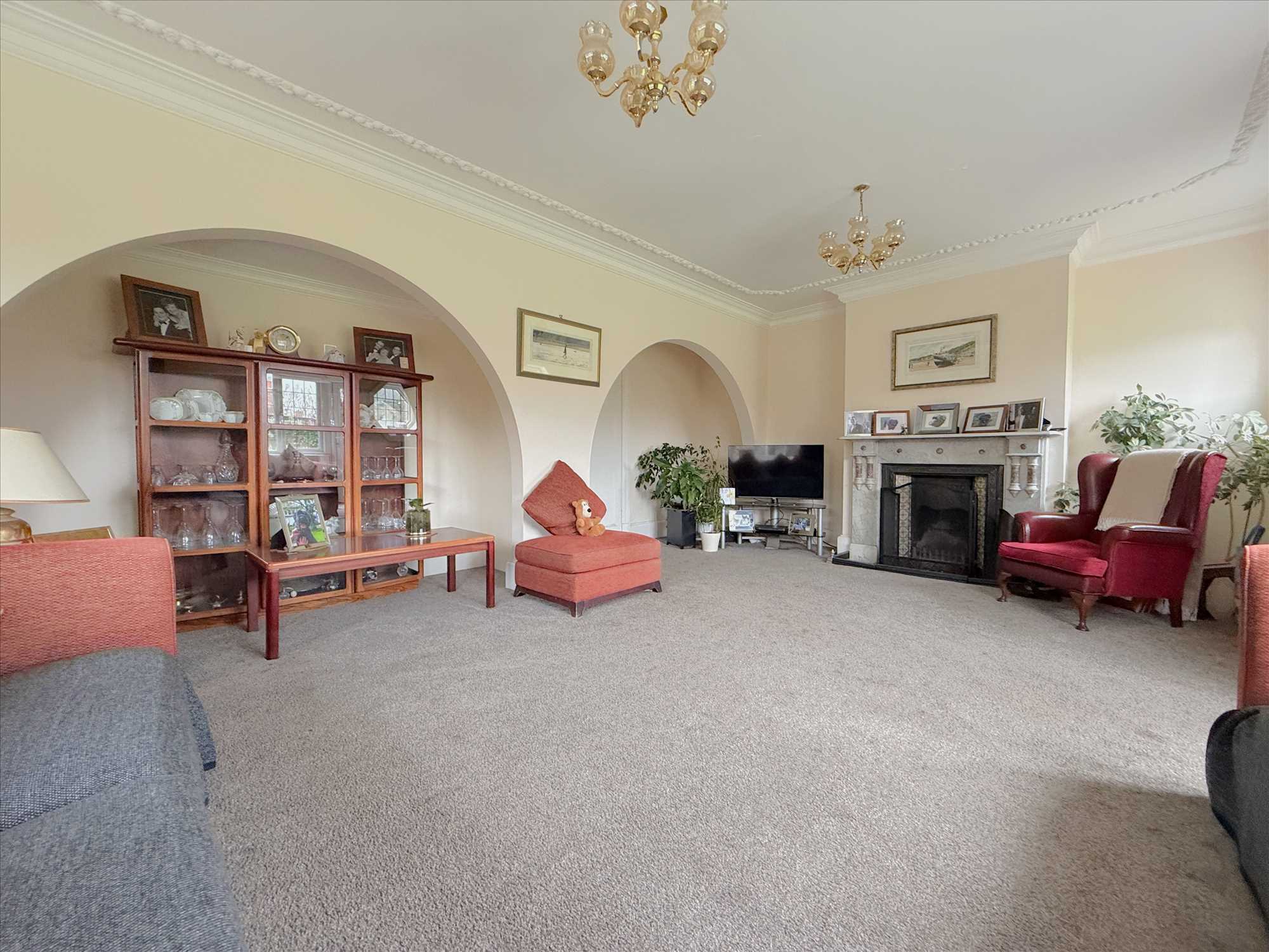 Belle Vue Crescent, Filey - Picture 13