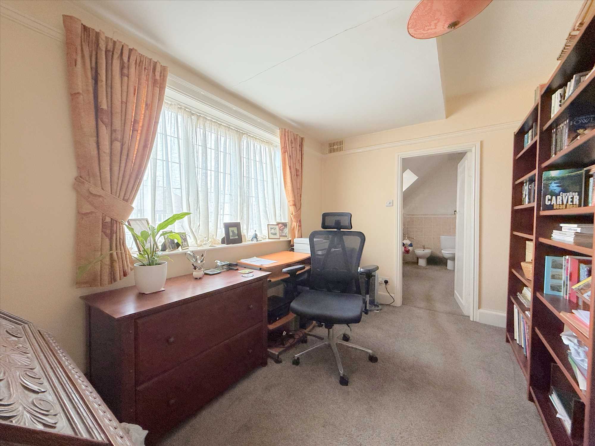 Belle Vue Crescent, Filey - Picture 17