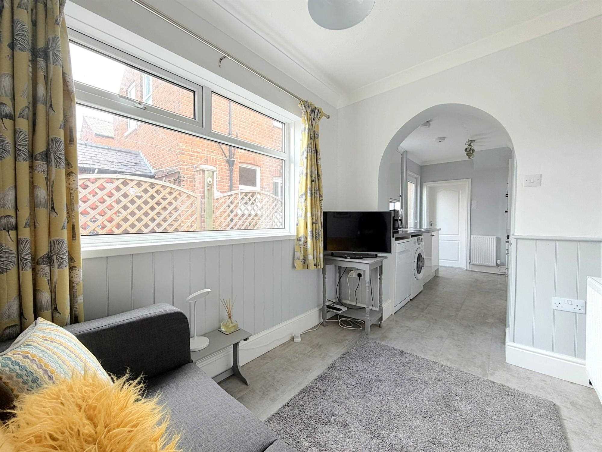 Queens Terrace, Filey - Picture 13