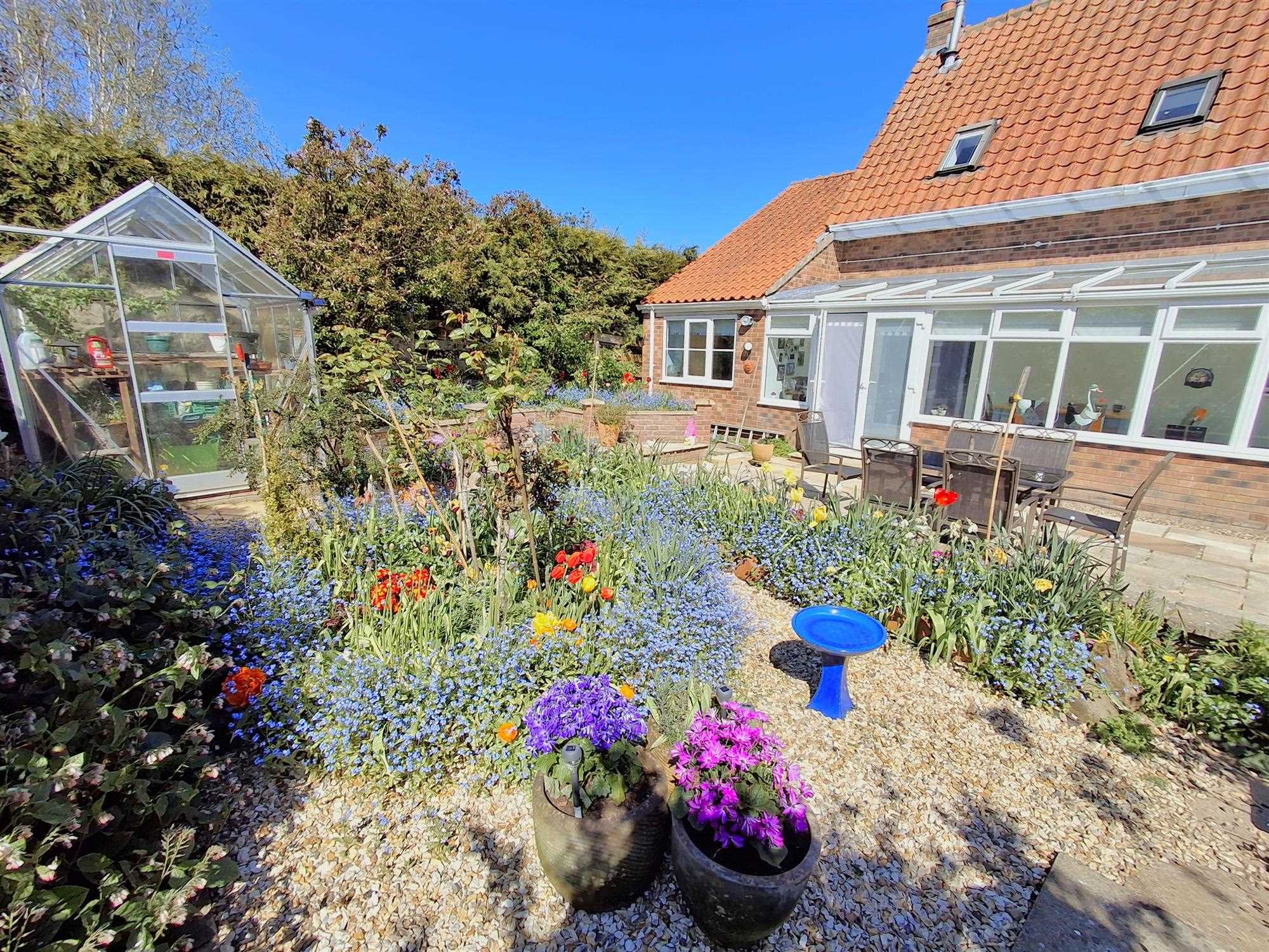 Meadow View, Gristhorpe - Picture 28