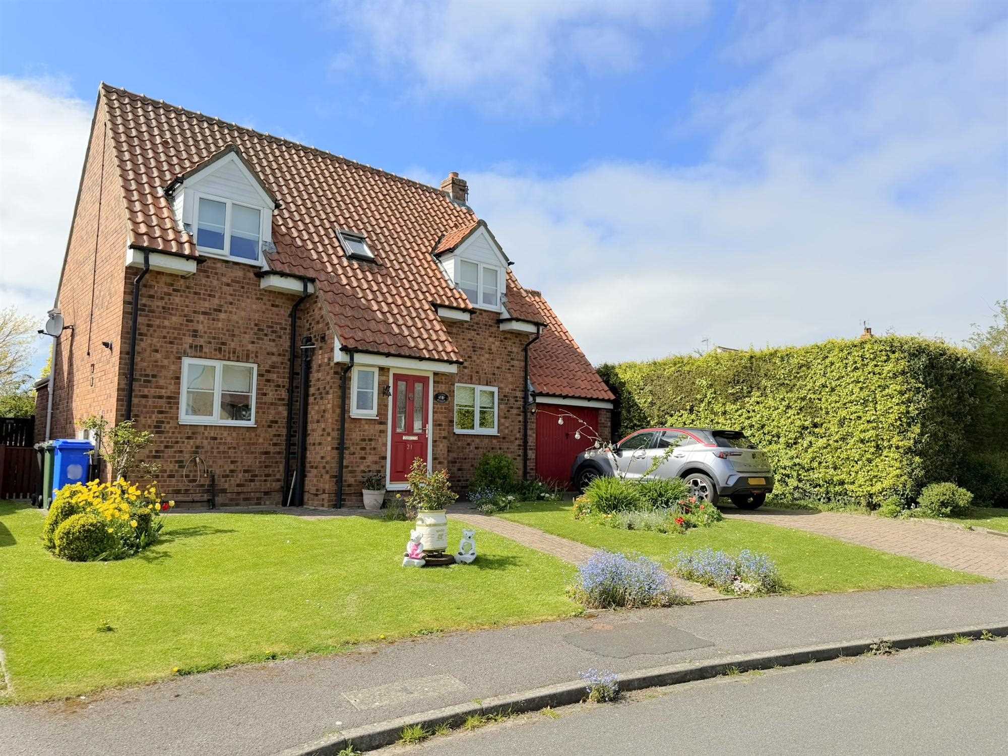 Meadow View, Gristhorpe - Picture 2