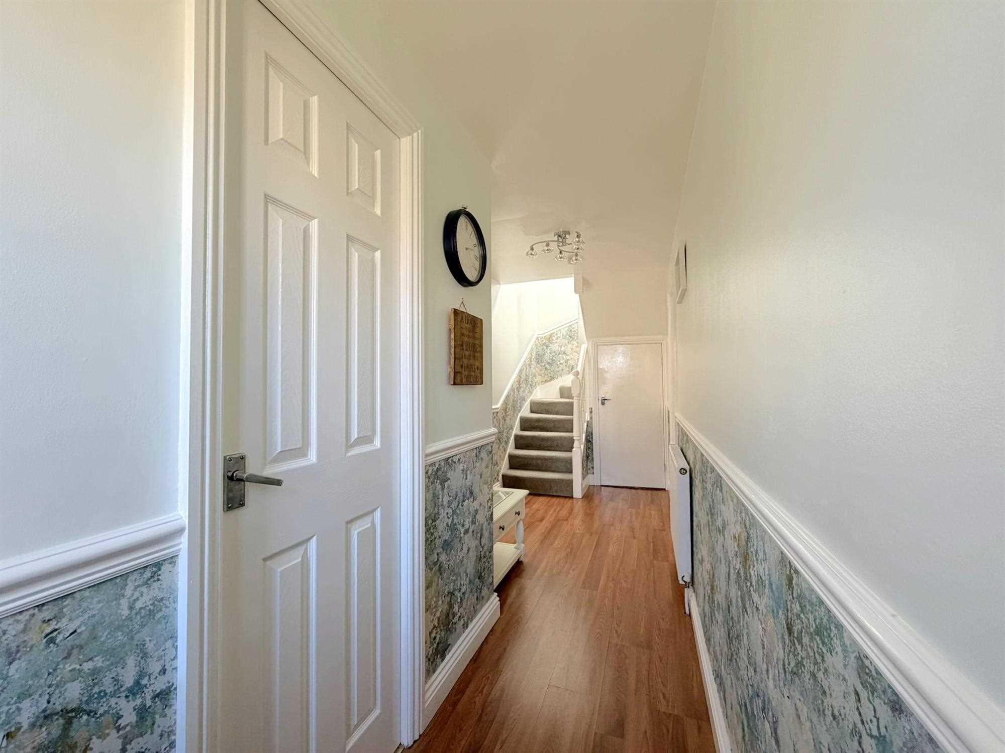 Meadow View, Gristhorpe - Picture 4