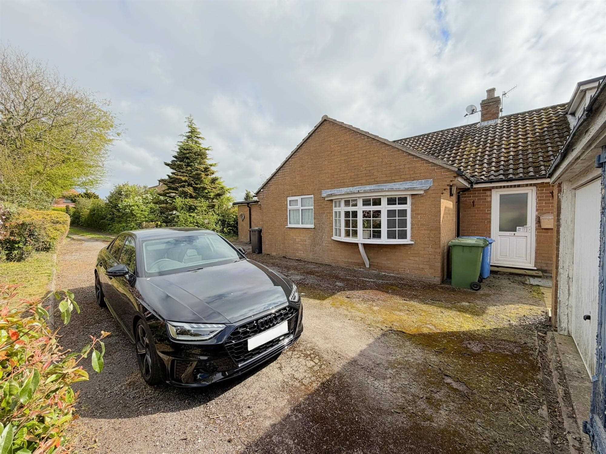 14 Chapel Lane, Cayton - Picture 5