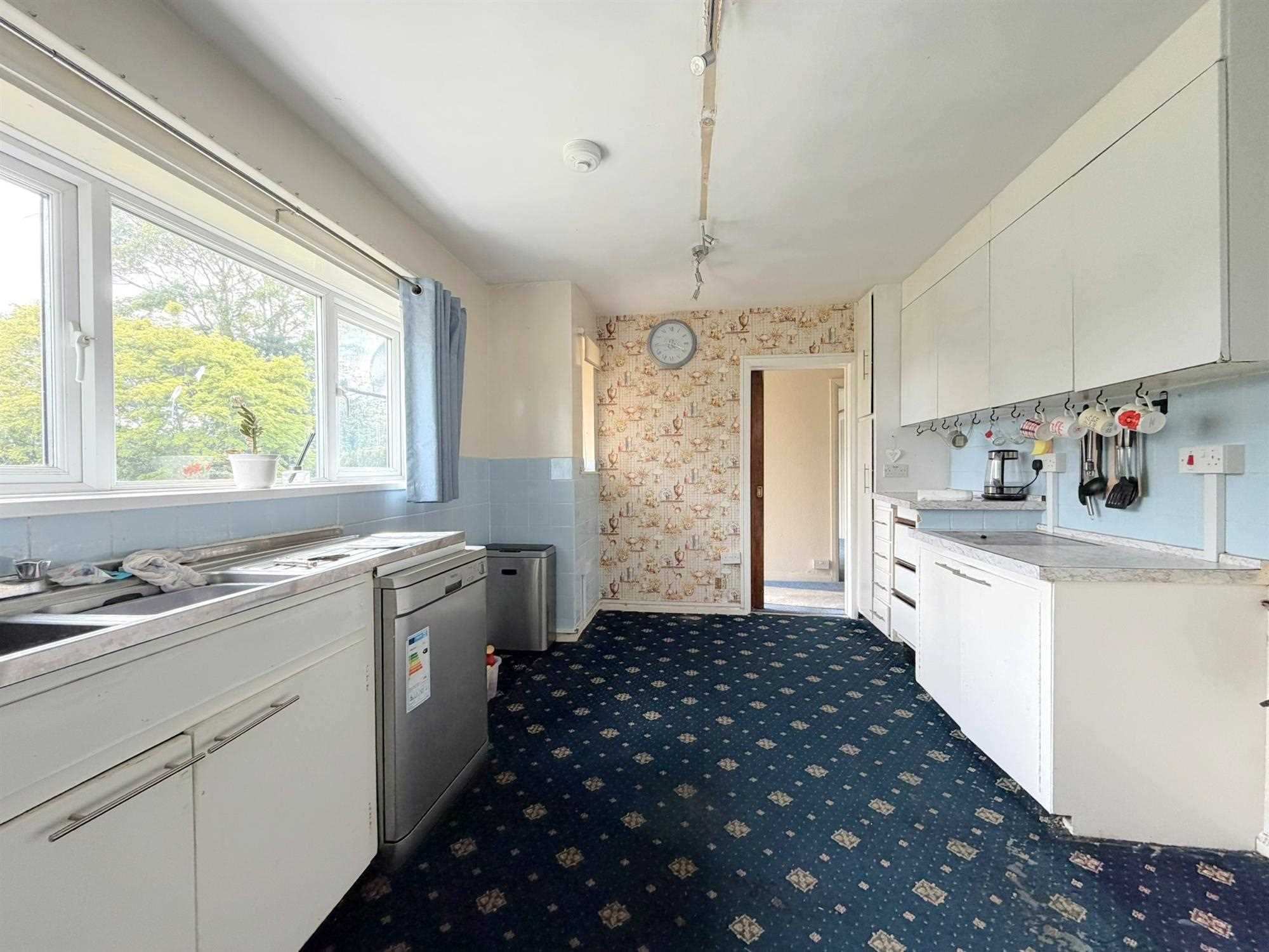 14 Chapel Lane, Cayton - Picture 8