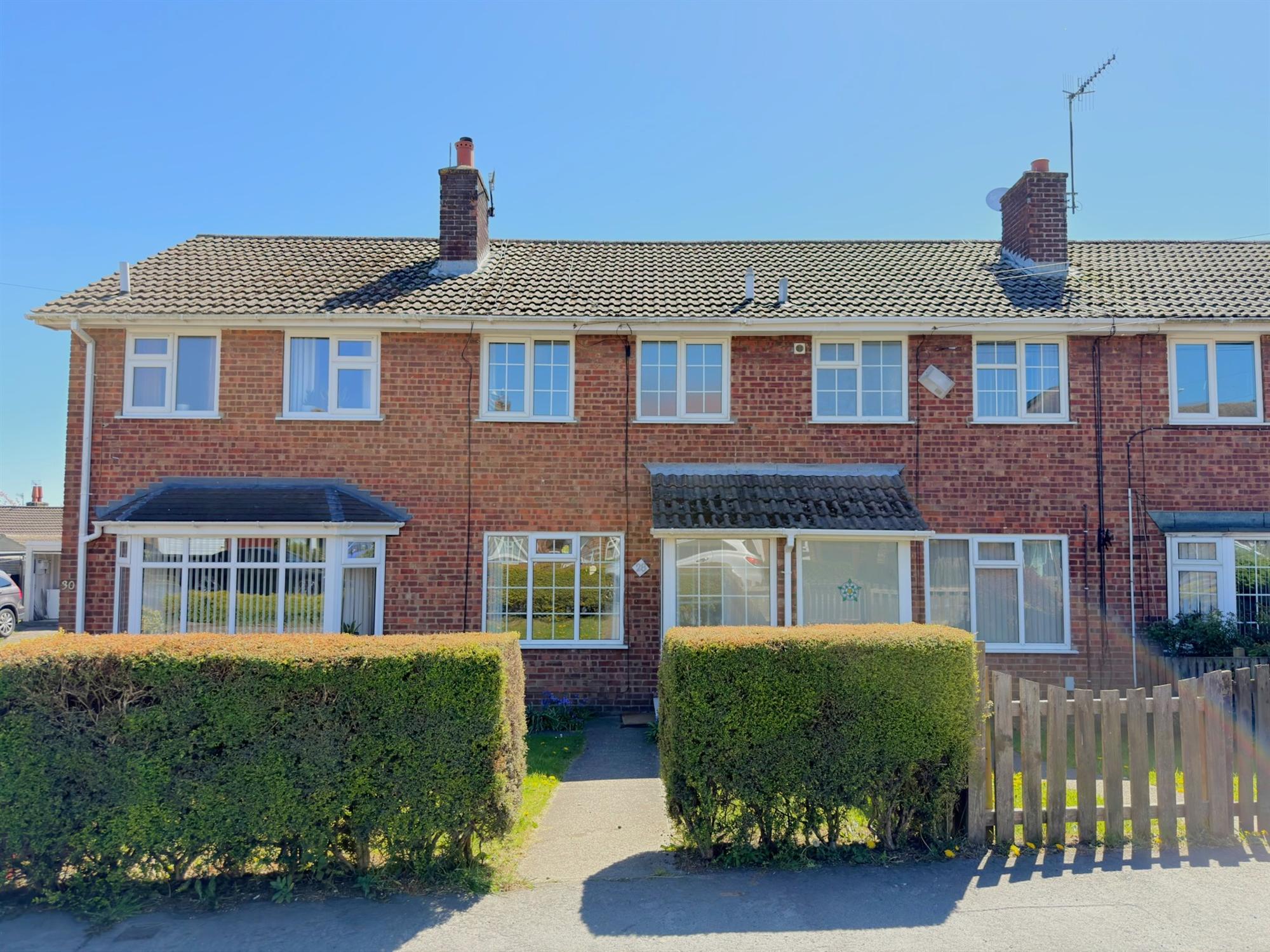 Hungate Lane, Hunmanby - Picture 1