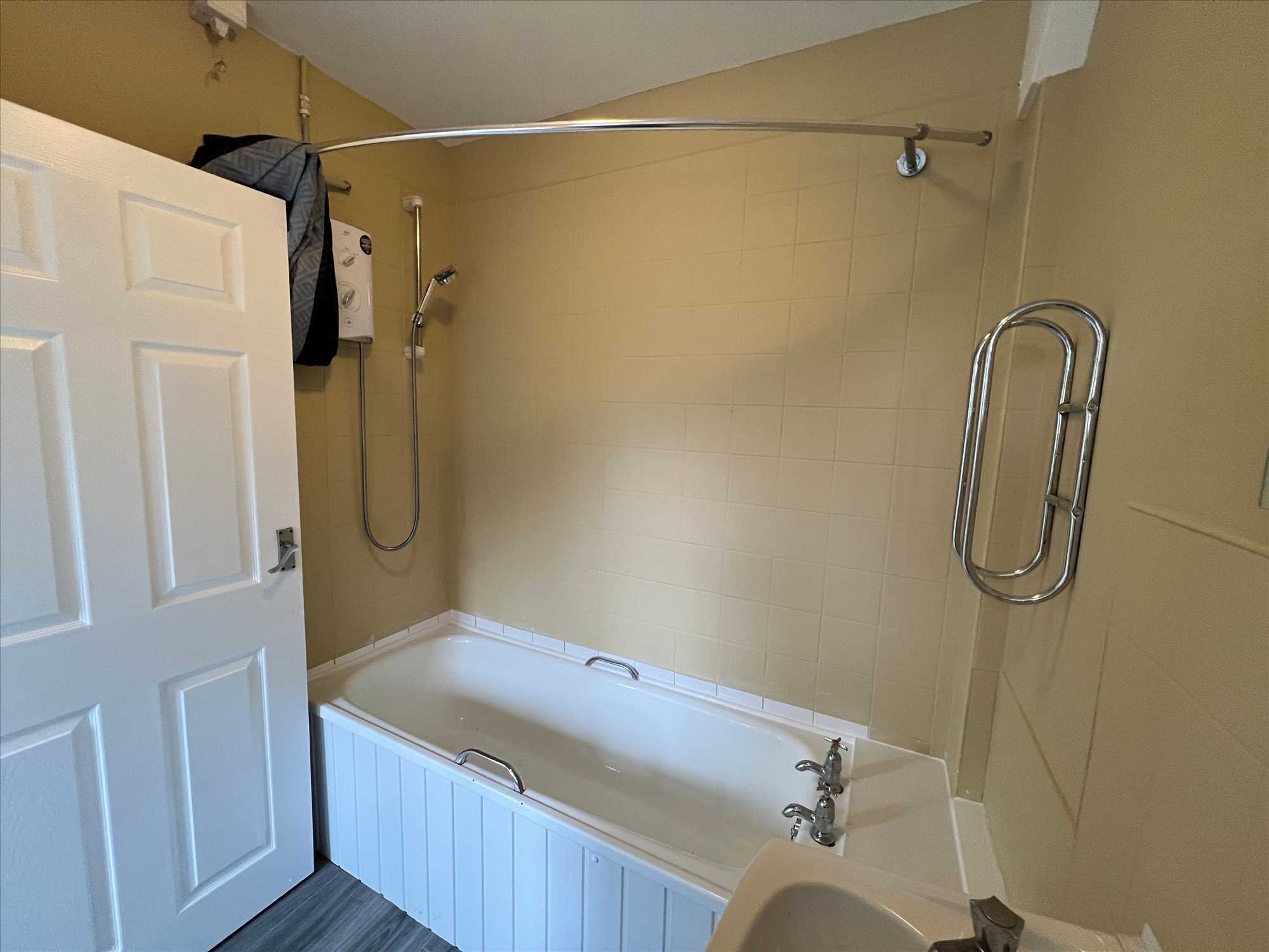 Endcliffe Crescent, Scarborough - Picture 6