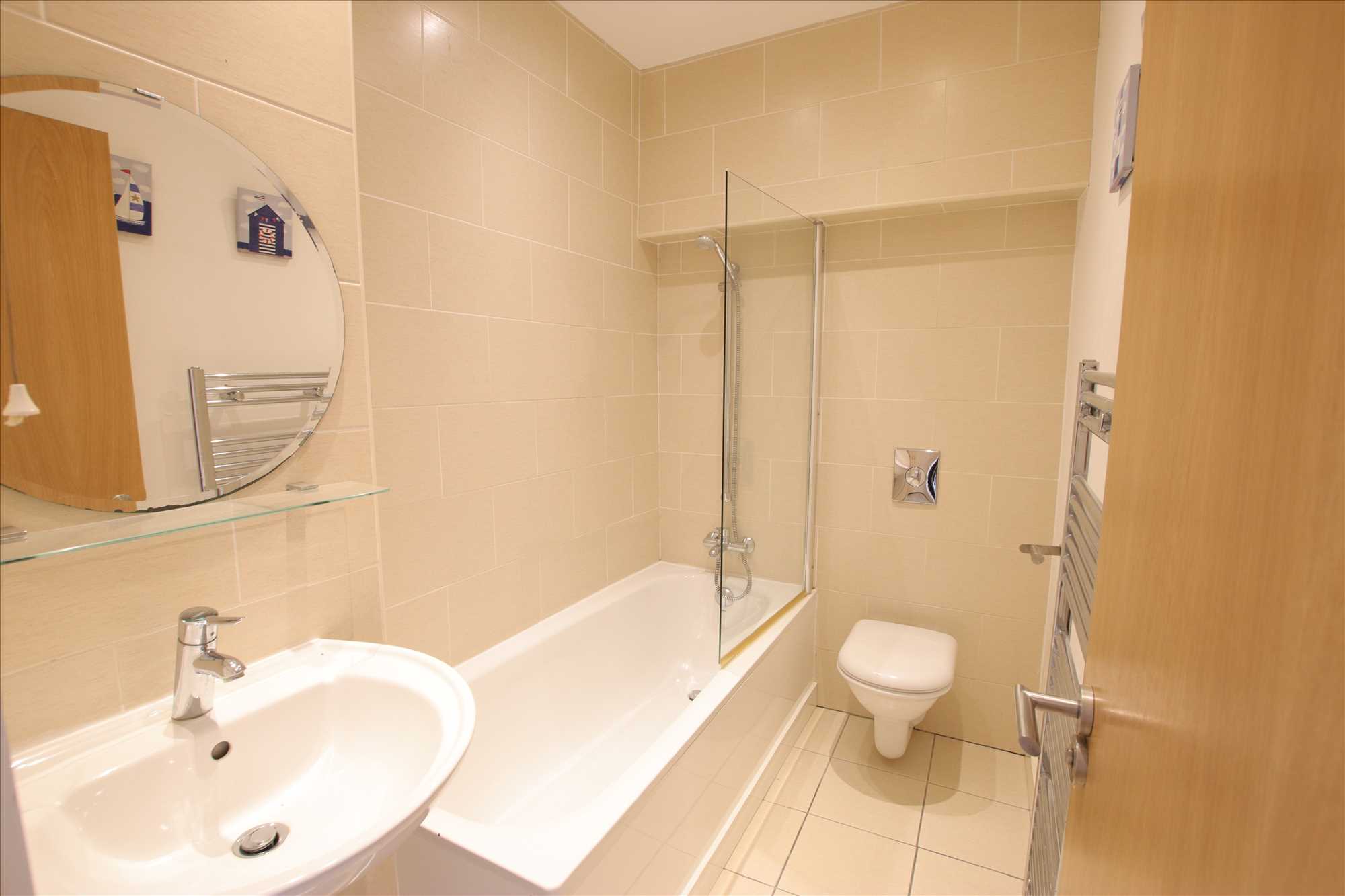 Westbourne Grove, Scarborough - Picture 5