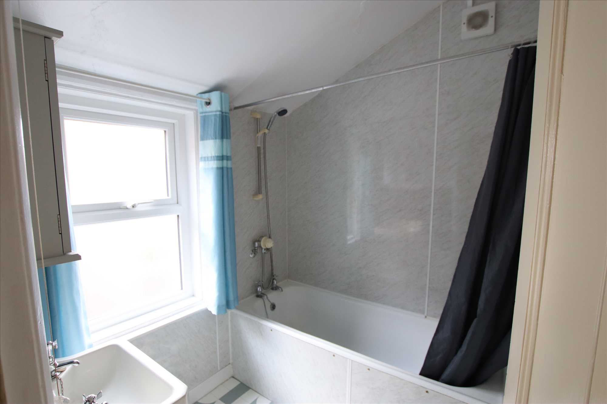 Sandringham Street, Scarborough - Picture 7