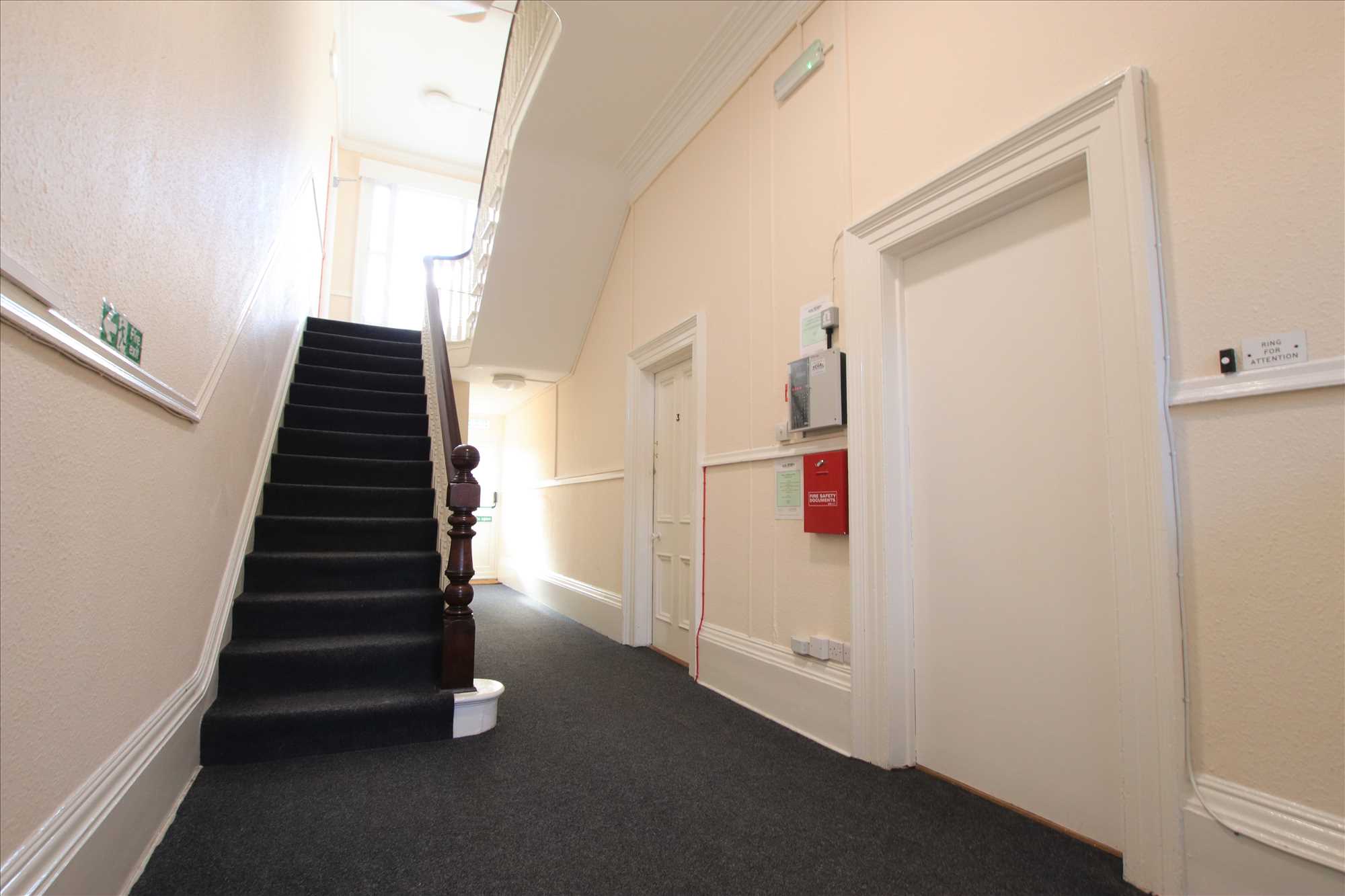 Flat 3, 1 Princess Royal Terrace - Picture 2