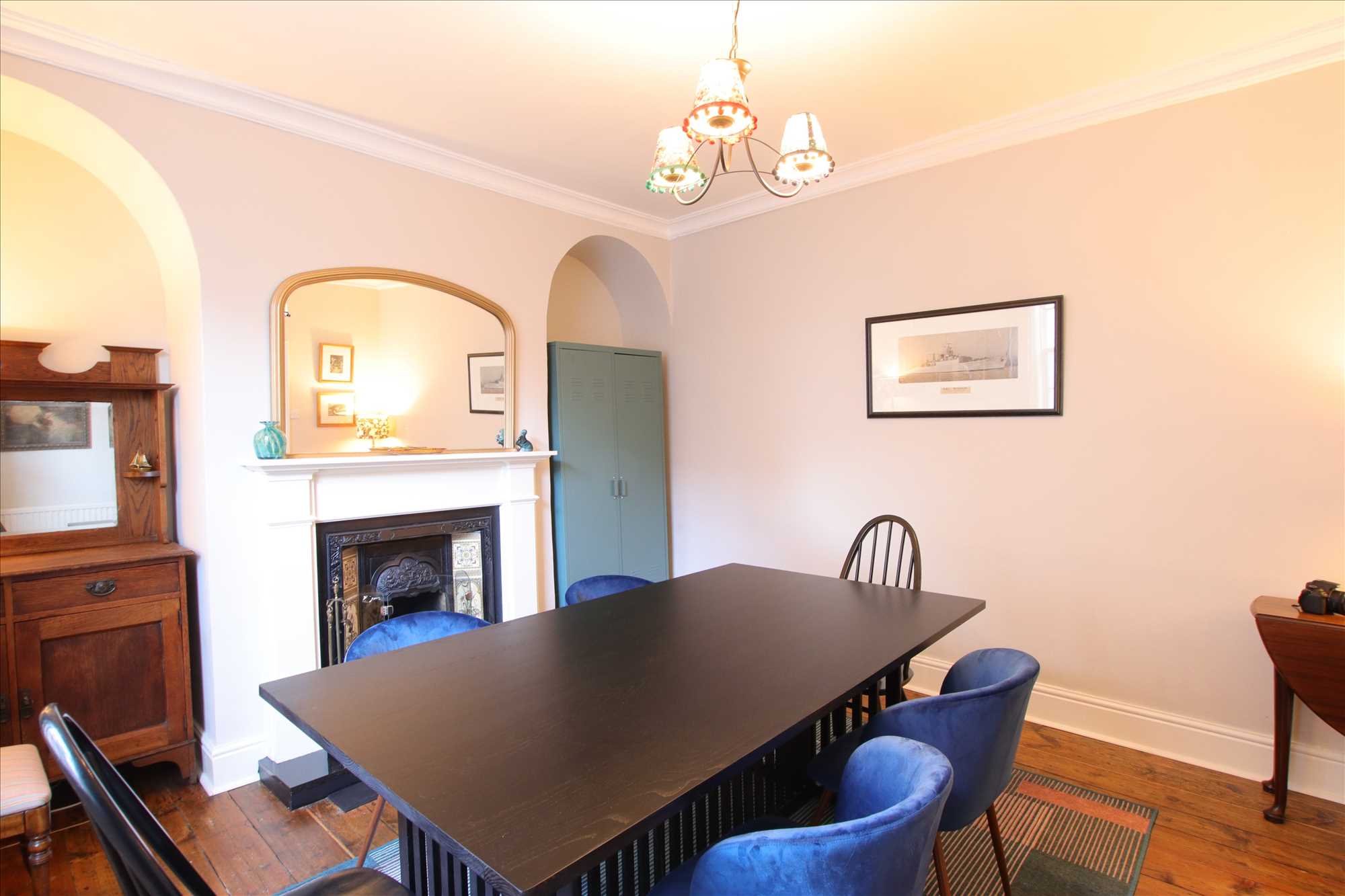 St. Sepulchre Street - Picture 7