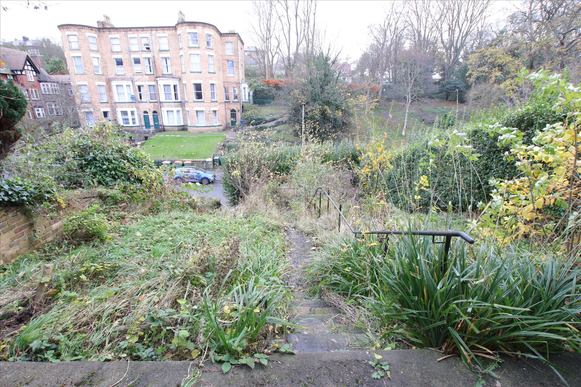 Grosvenor Road - Picture 32