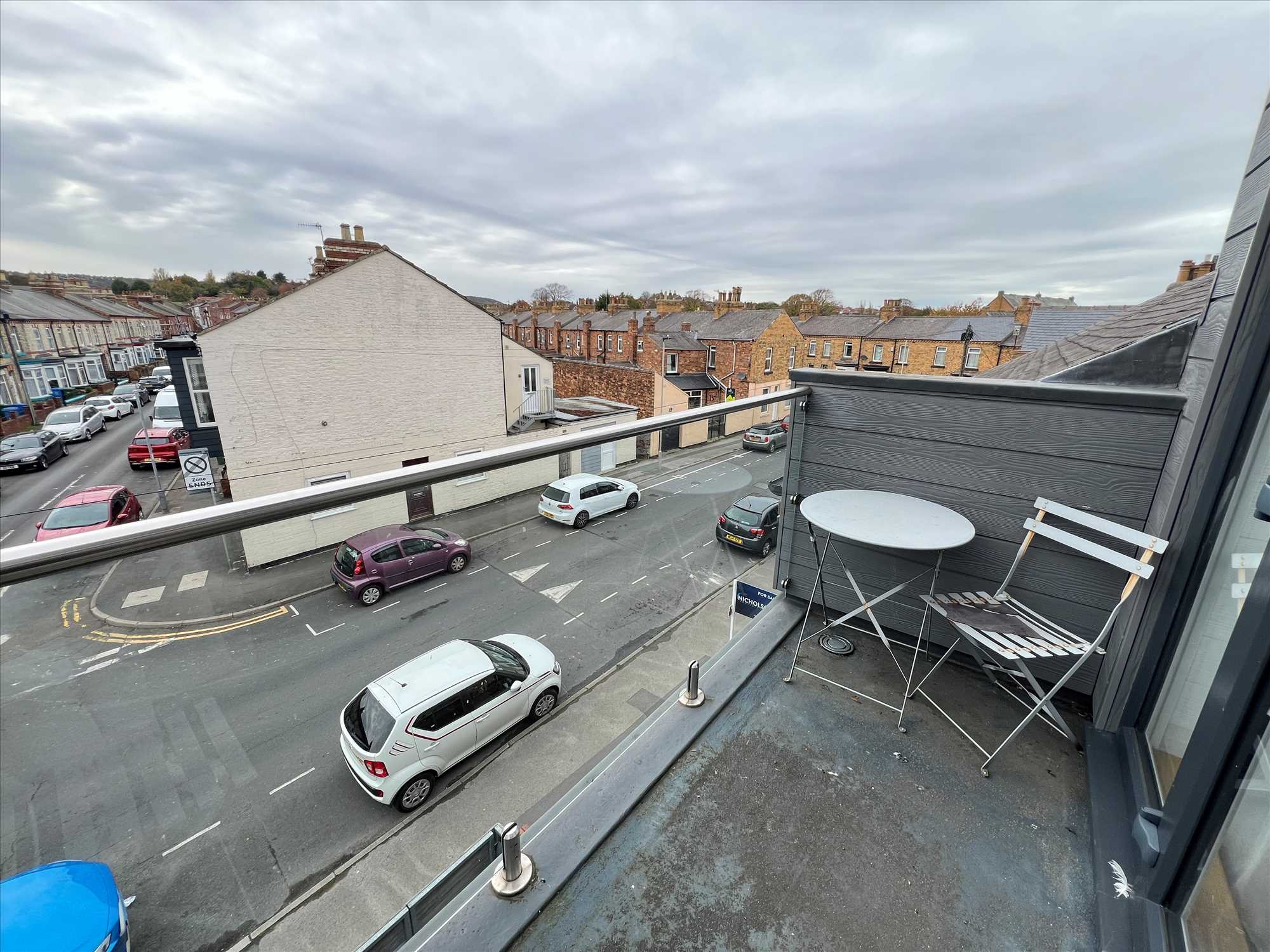 St Johns Road - Picture 19