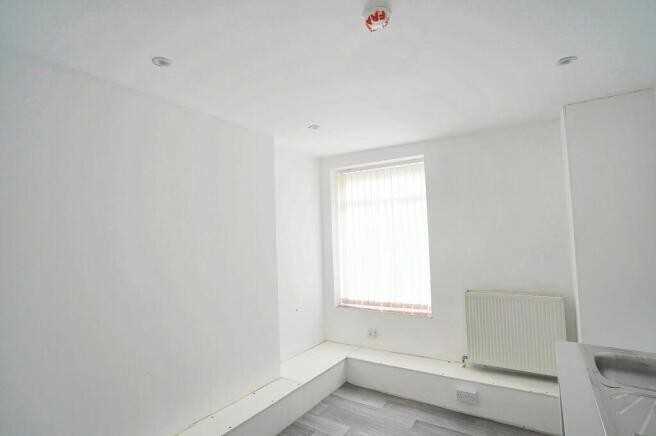 Sussex Street - Picture 11
