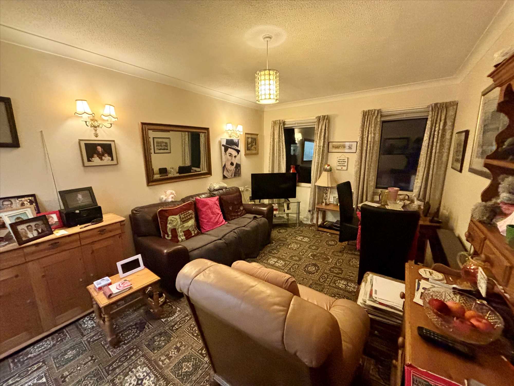 Homecrest House - Picture 8