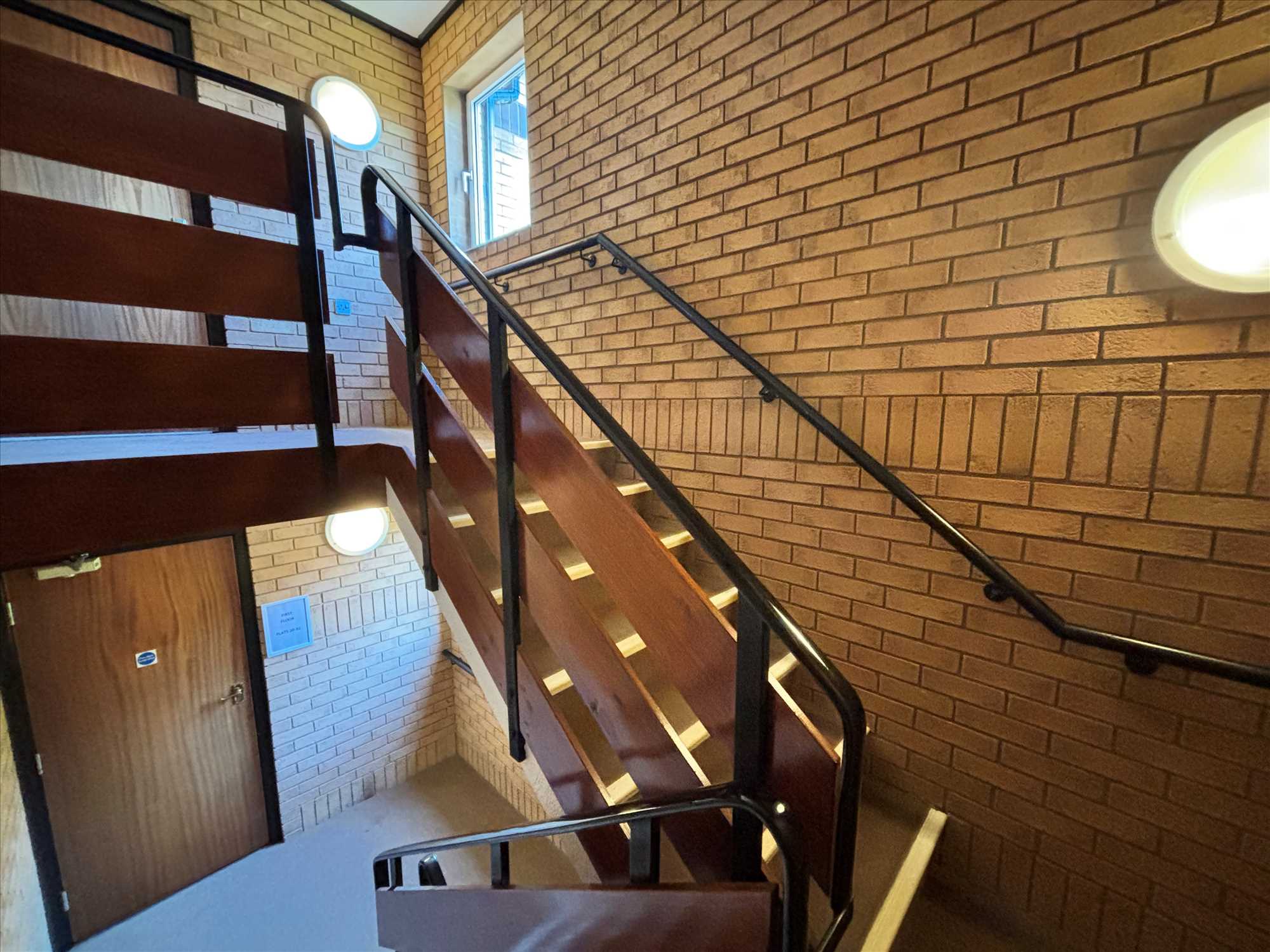 Homecrest House - Picture 14