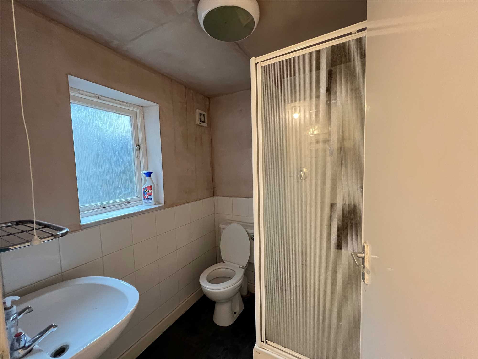 Bedford Street - Picture 6