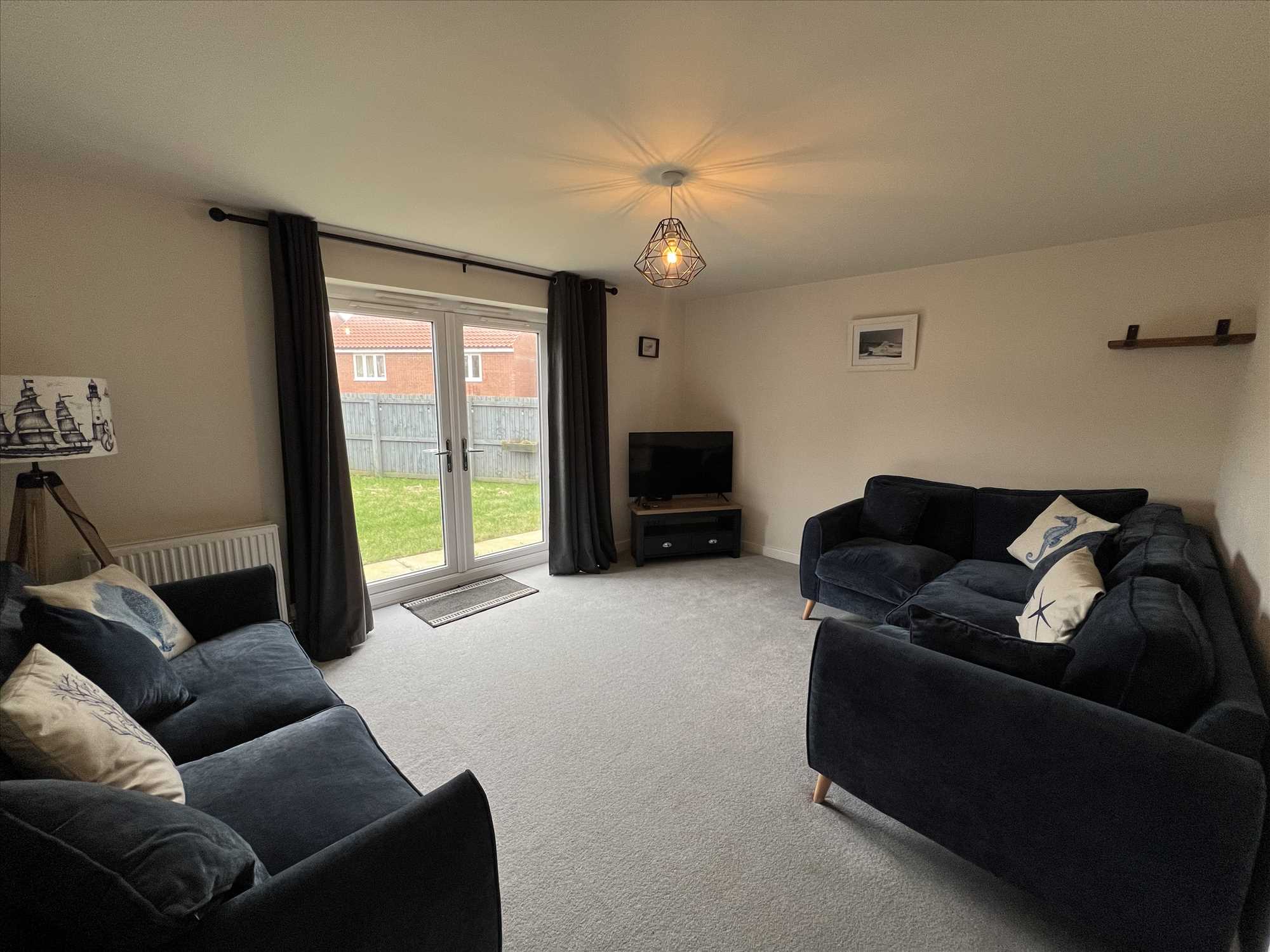 Millfields Drive - Picture 4