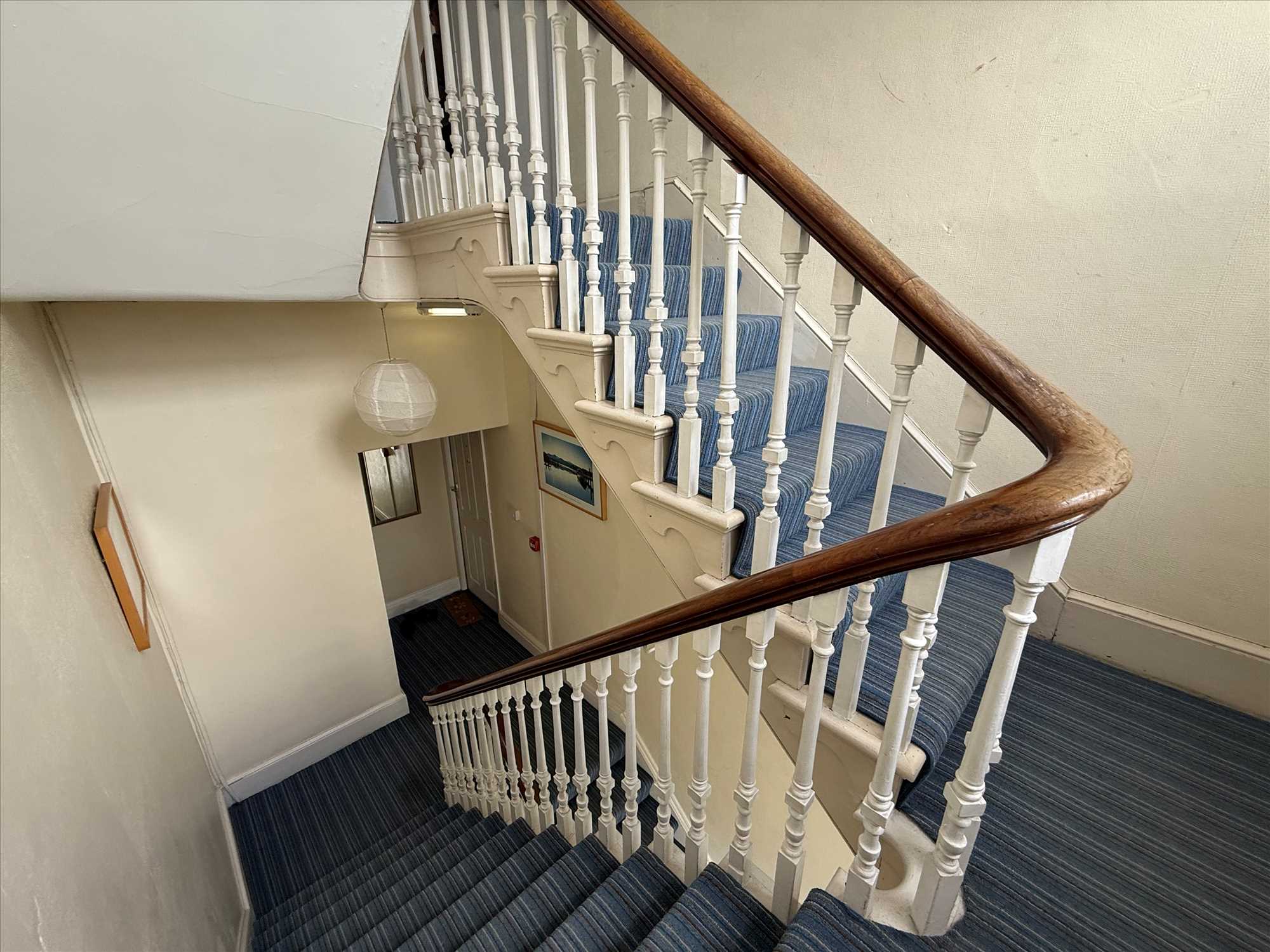 Albion Road - Picture 2