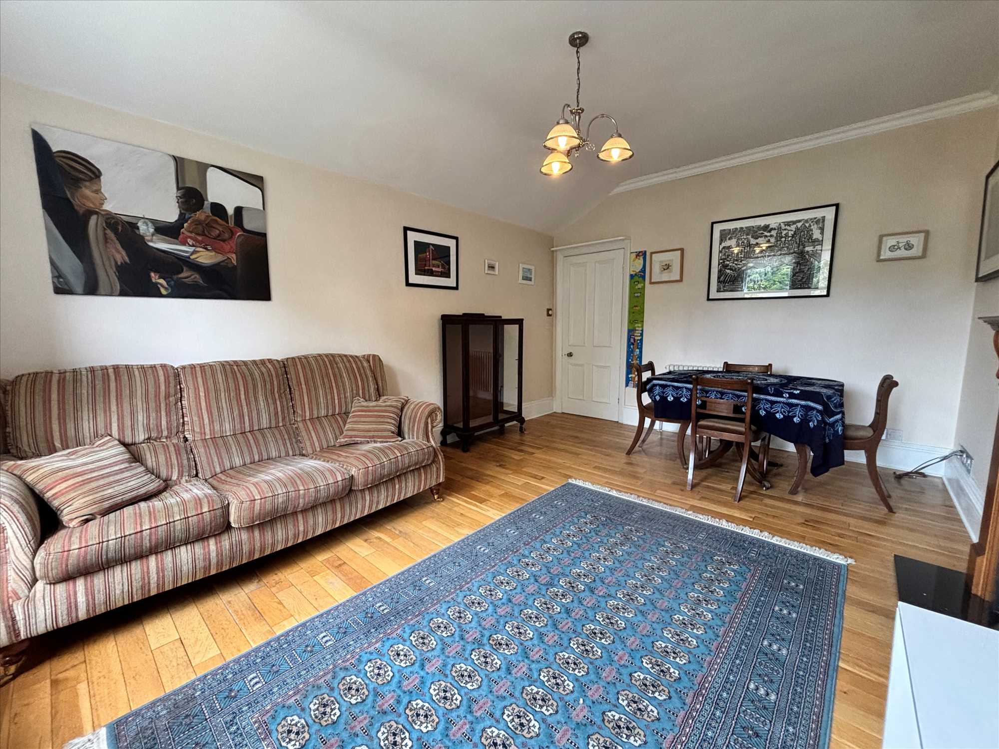Oriel Crescent - Picture 9