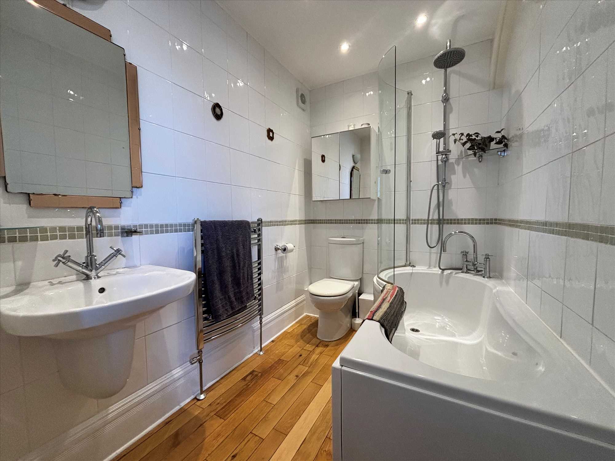 Oriel Crescent - Picture 10