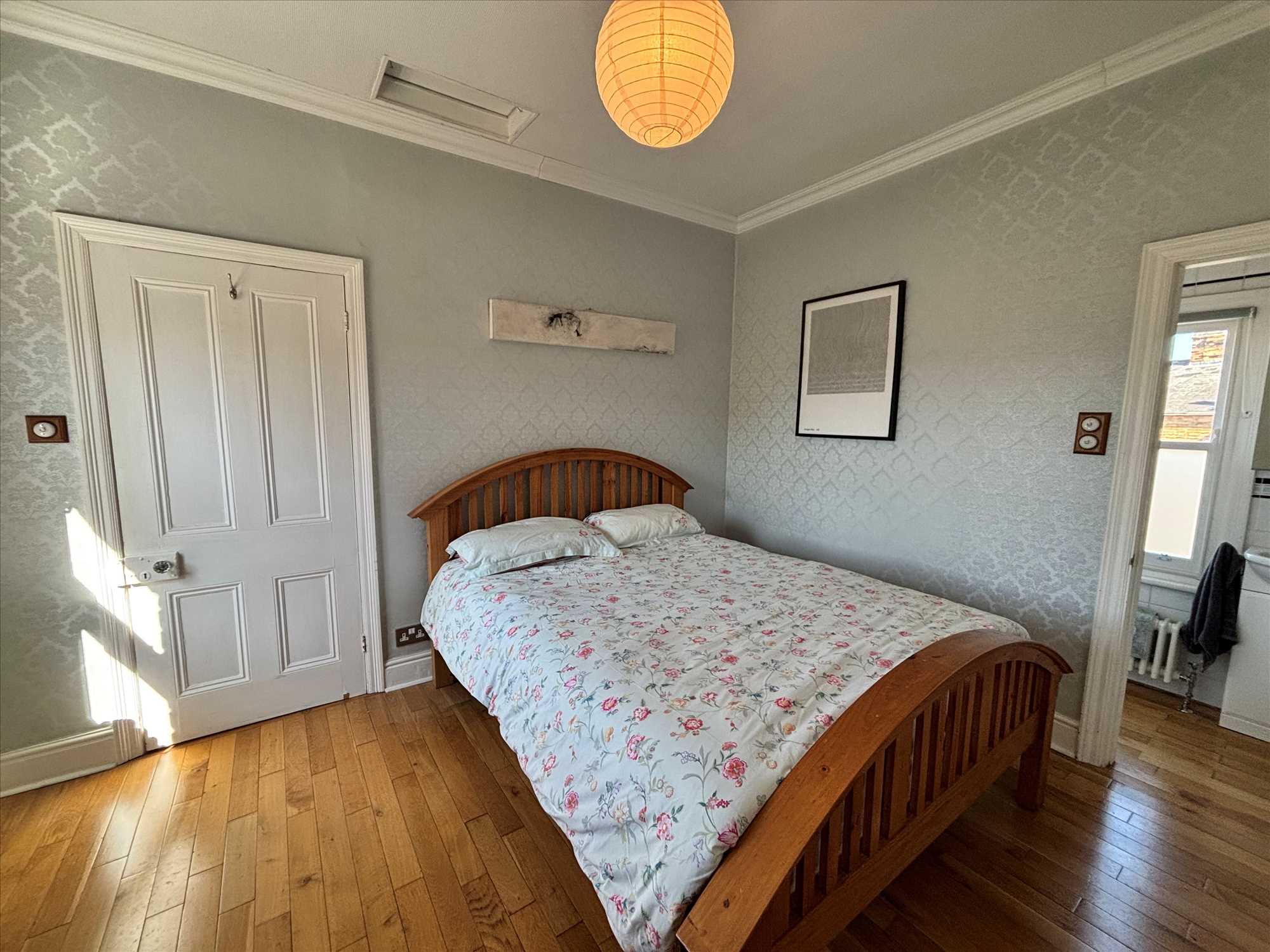 Oriel Crescent - Picture 15