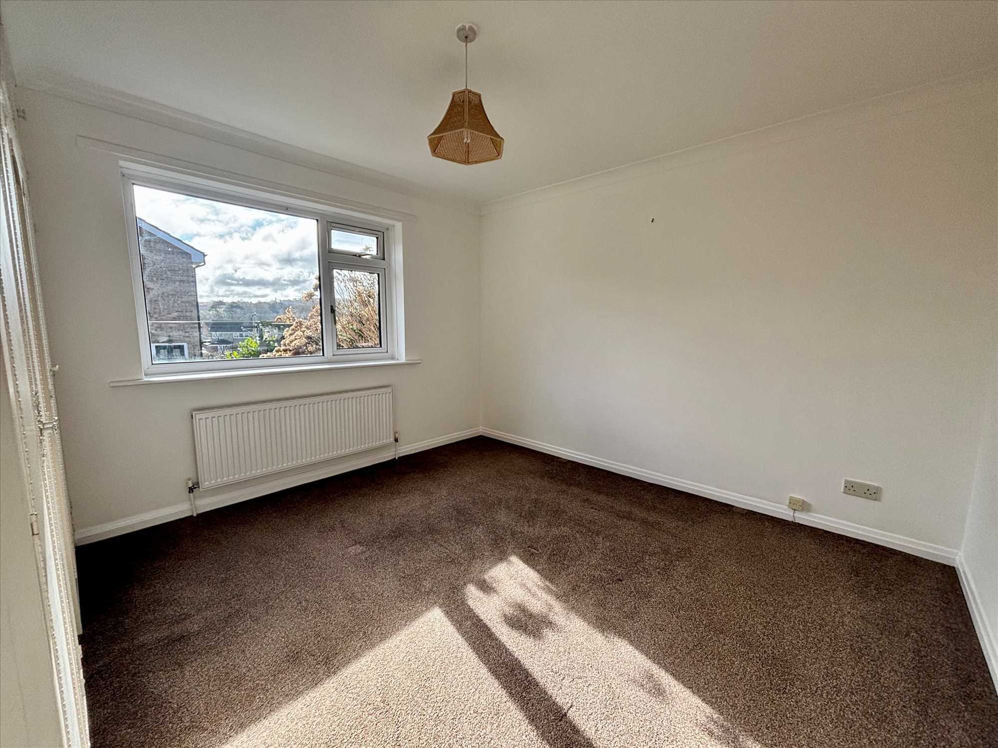 Hall Park Close - Picture 7