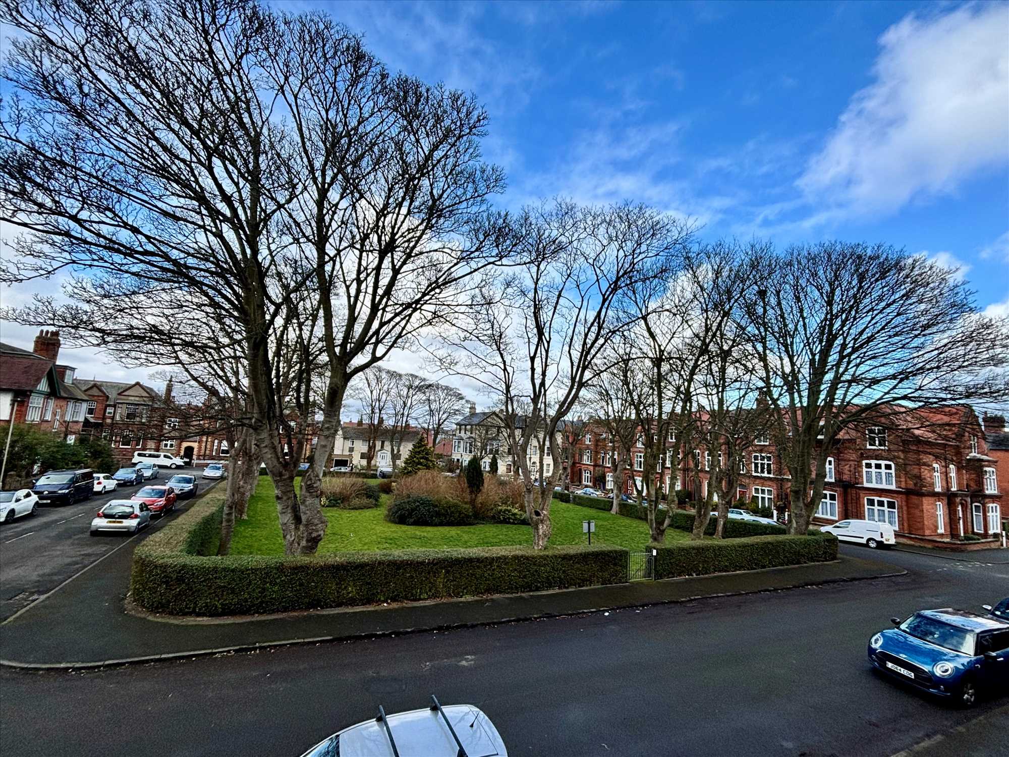 Lonsdale Road - Picture 30