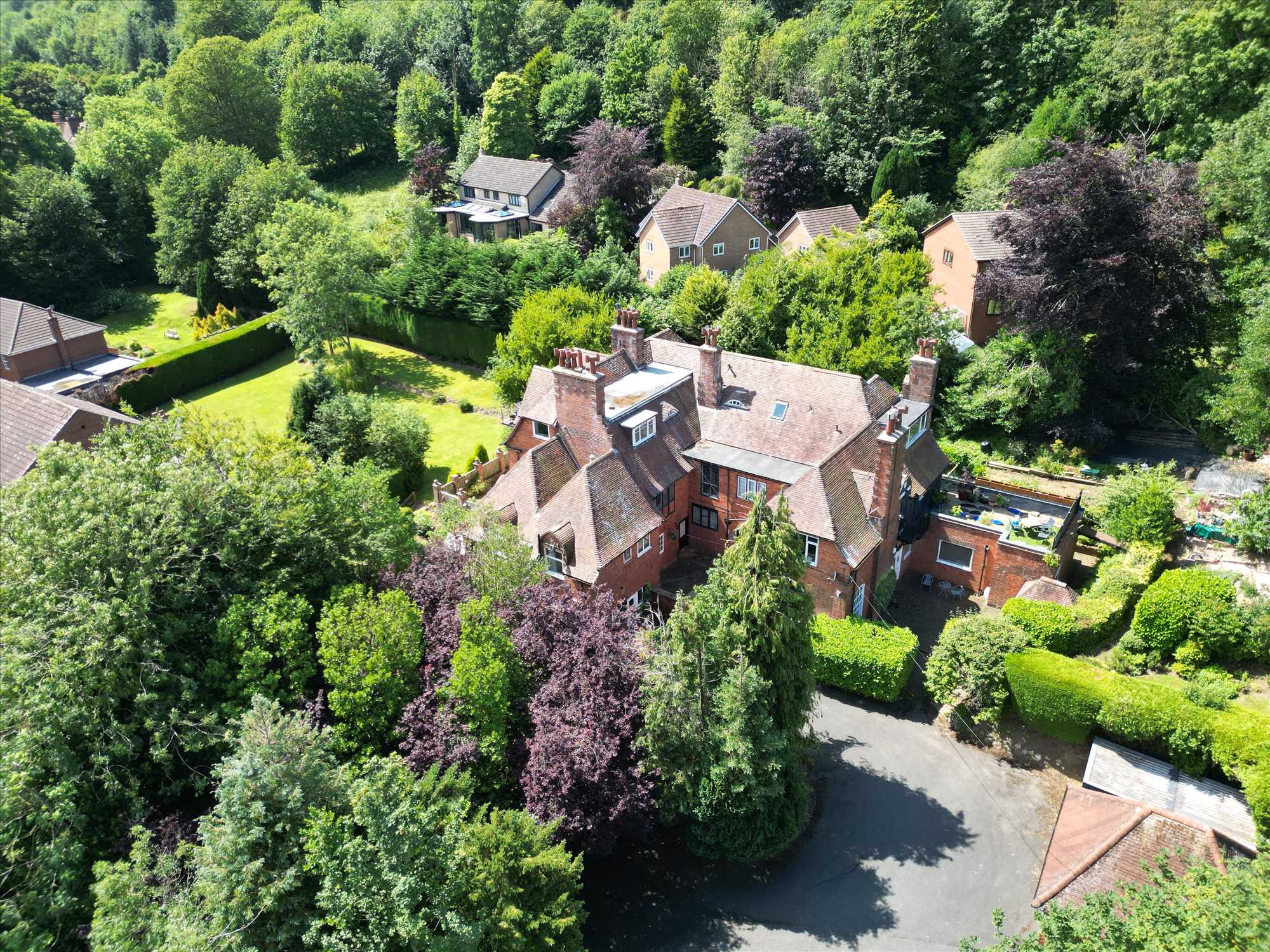 Weldon Court - Picture 27