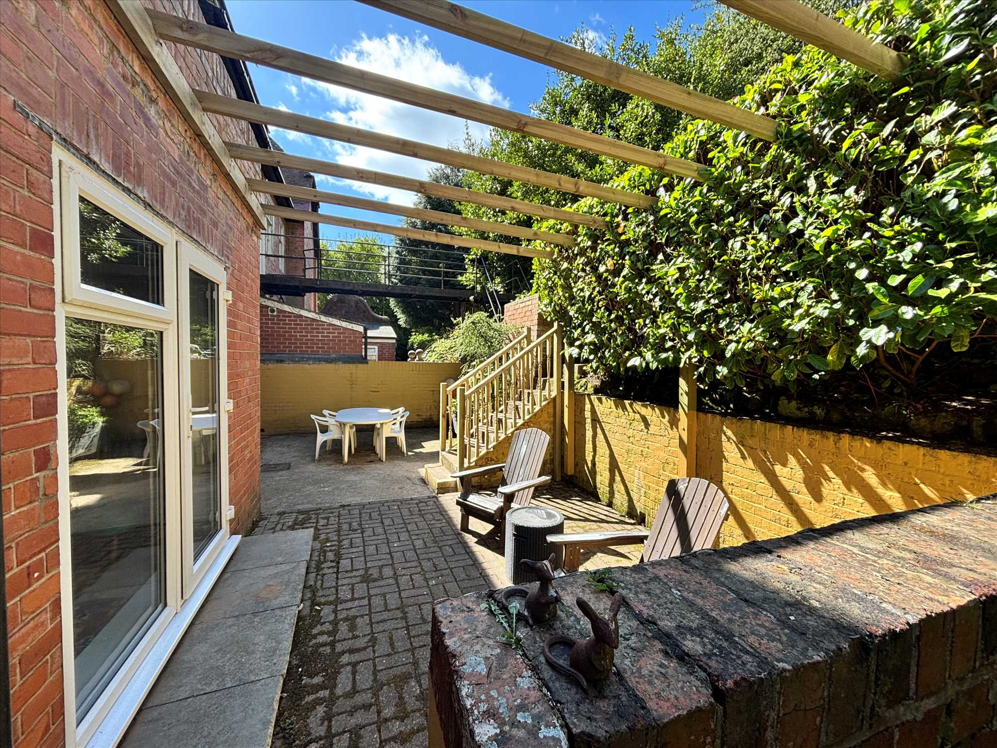 Weldon Court - Picture 21