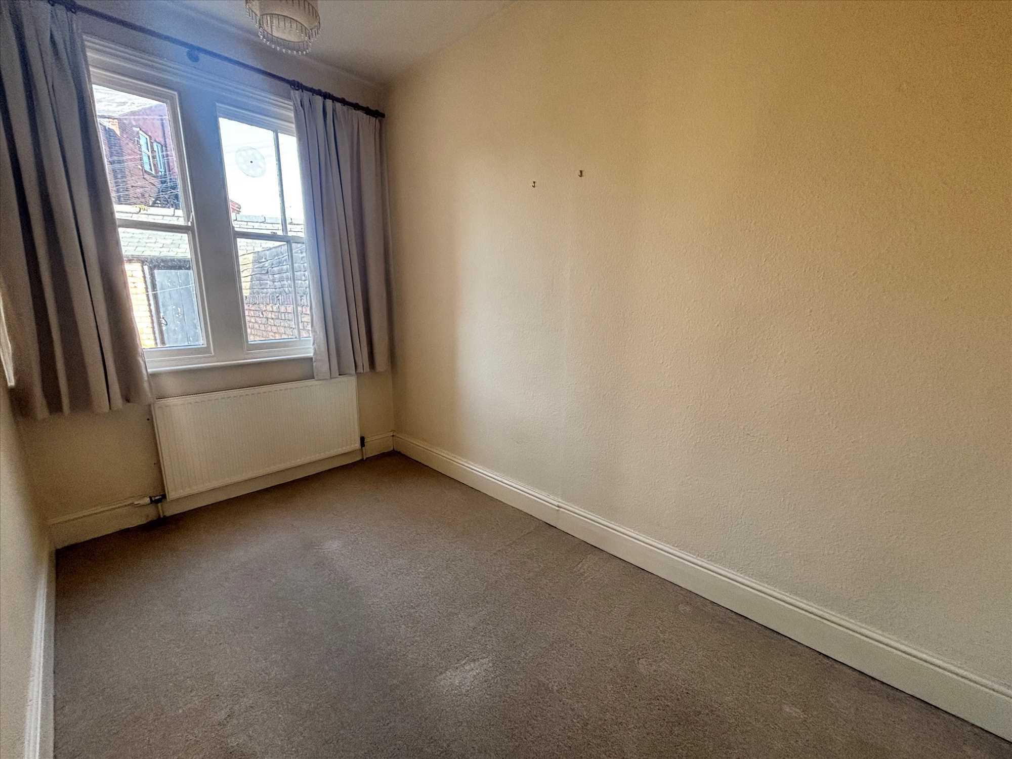 Fulford Road - Picture 9