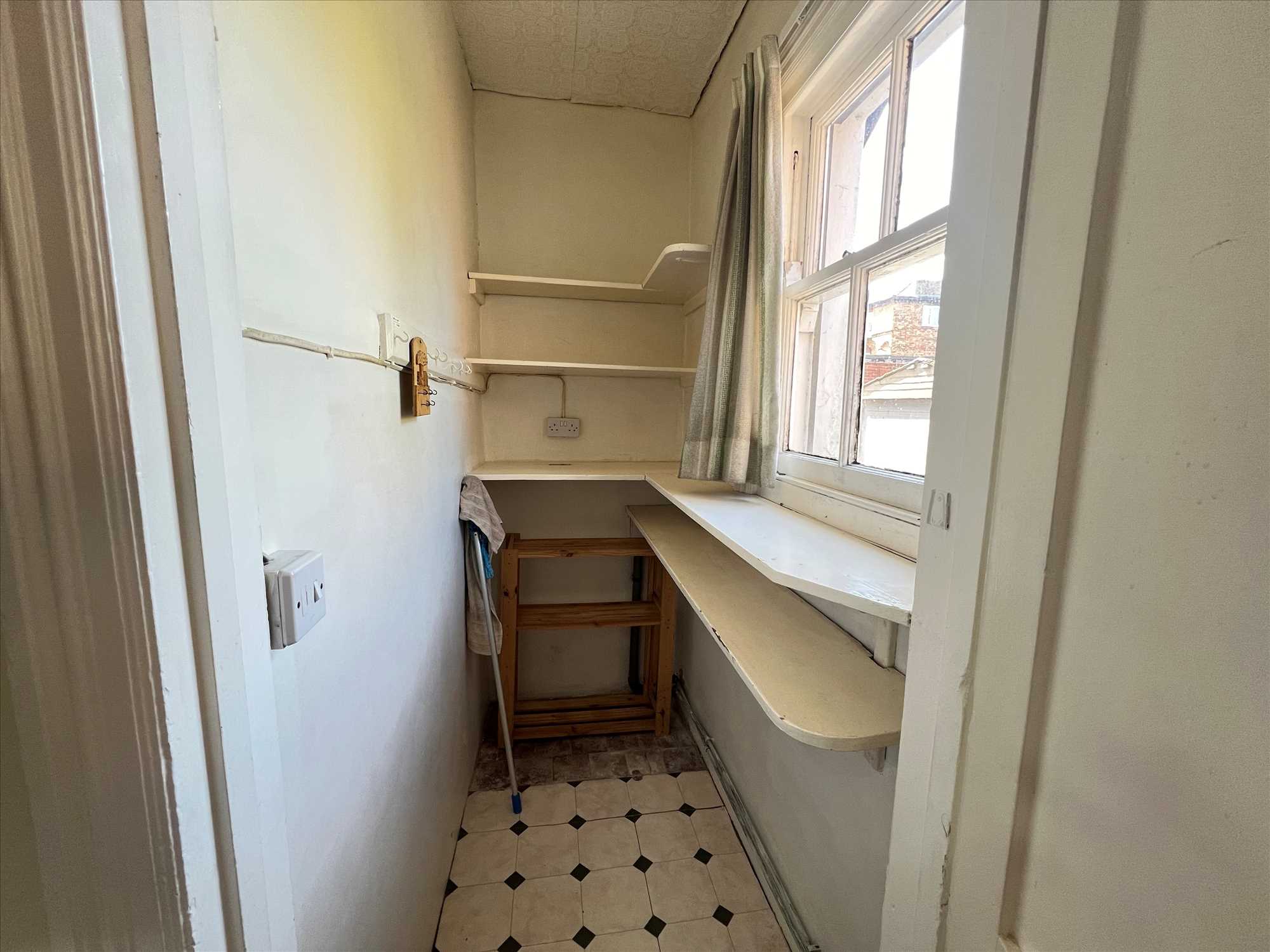 Fulford Road - Picture 7